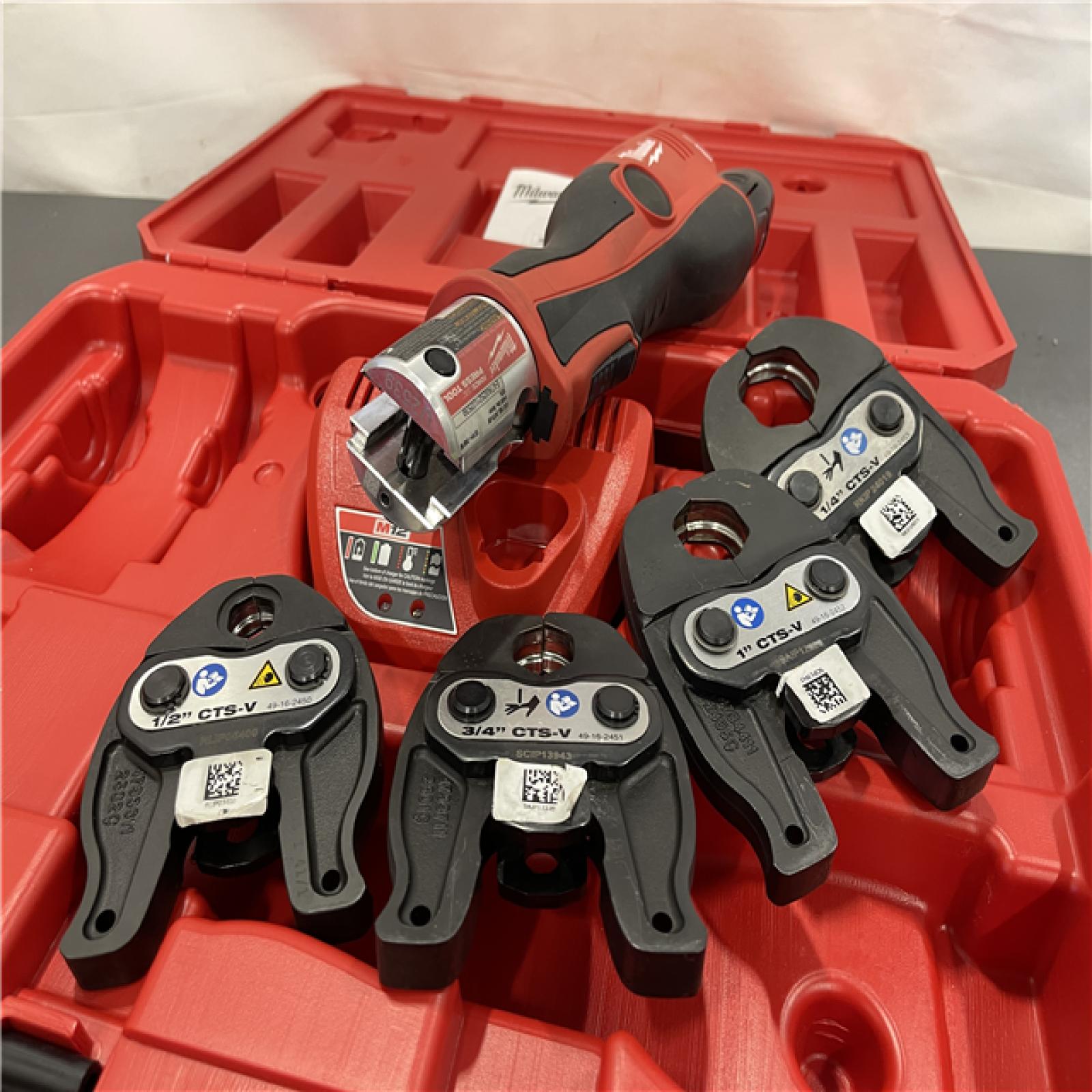 AS-IS - Milwaukee M12 12-Volt Lithium-Ion Force Copper Logic Cordless Press Tool Kit