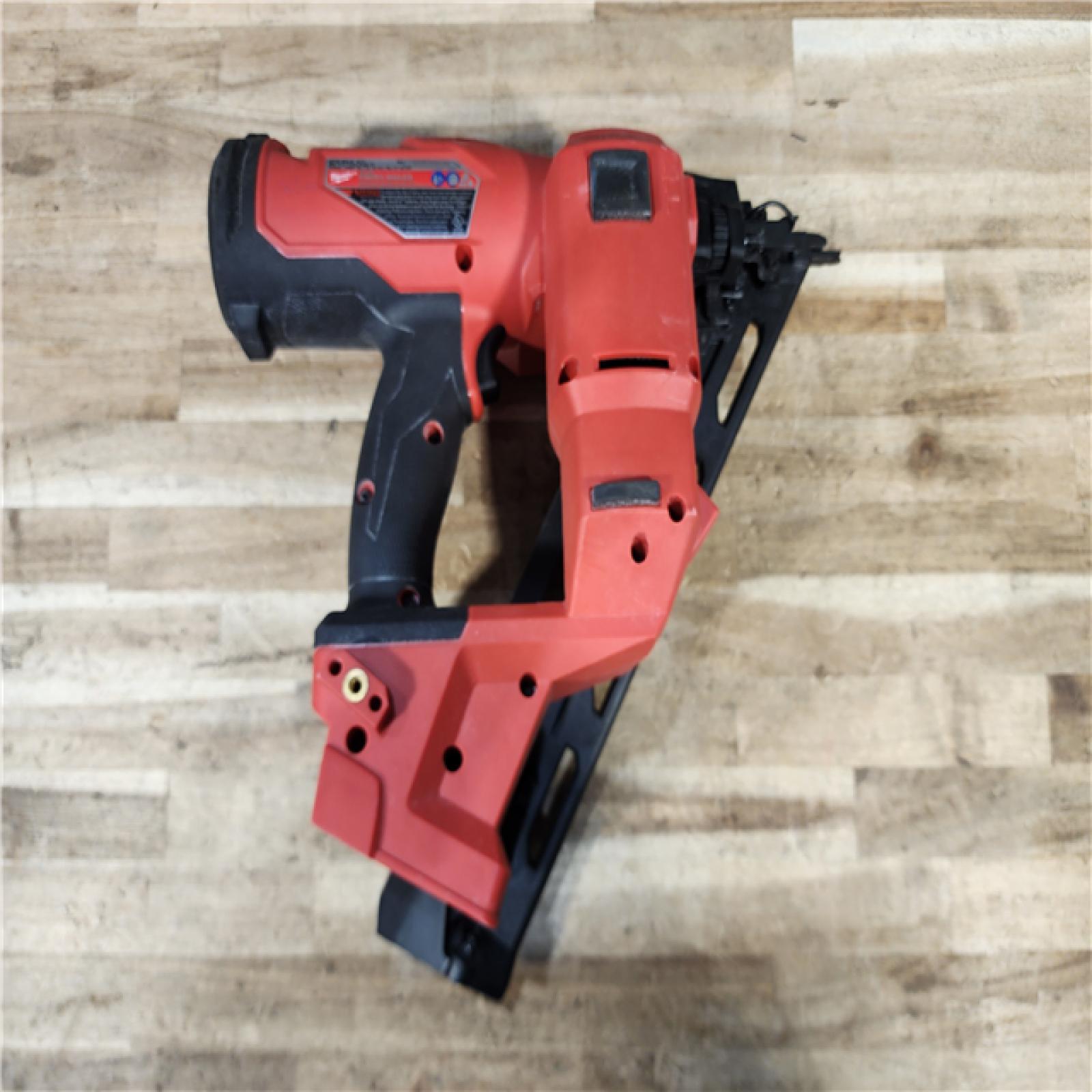 HOUSTON LOCATION - AS-IS Milwaukee FUEL 18-Volt Lithium-Ion Brushless Cordless Gen II 15-Gauge Angled Finish Nailer (Tool-Only)