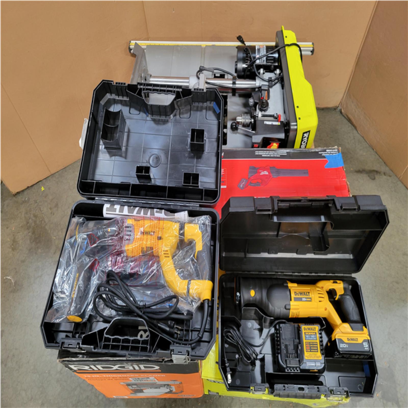 CALIFORNIA AS-IS TOOL PALLET