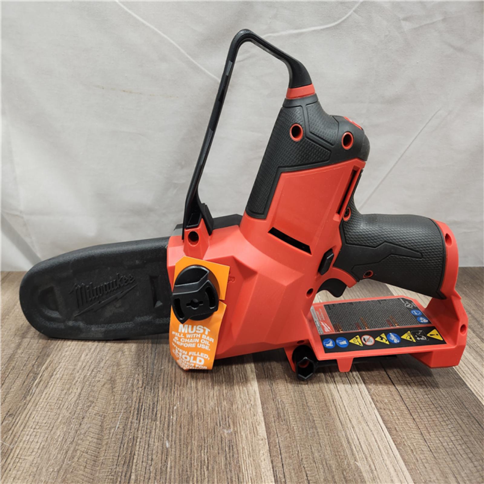 AS-IS- Milwaukee M12 FUEL 6 in. 12V Lithium-Ion Brushless Cordless Pruning Saw HATCHET (Tool-Only)