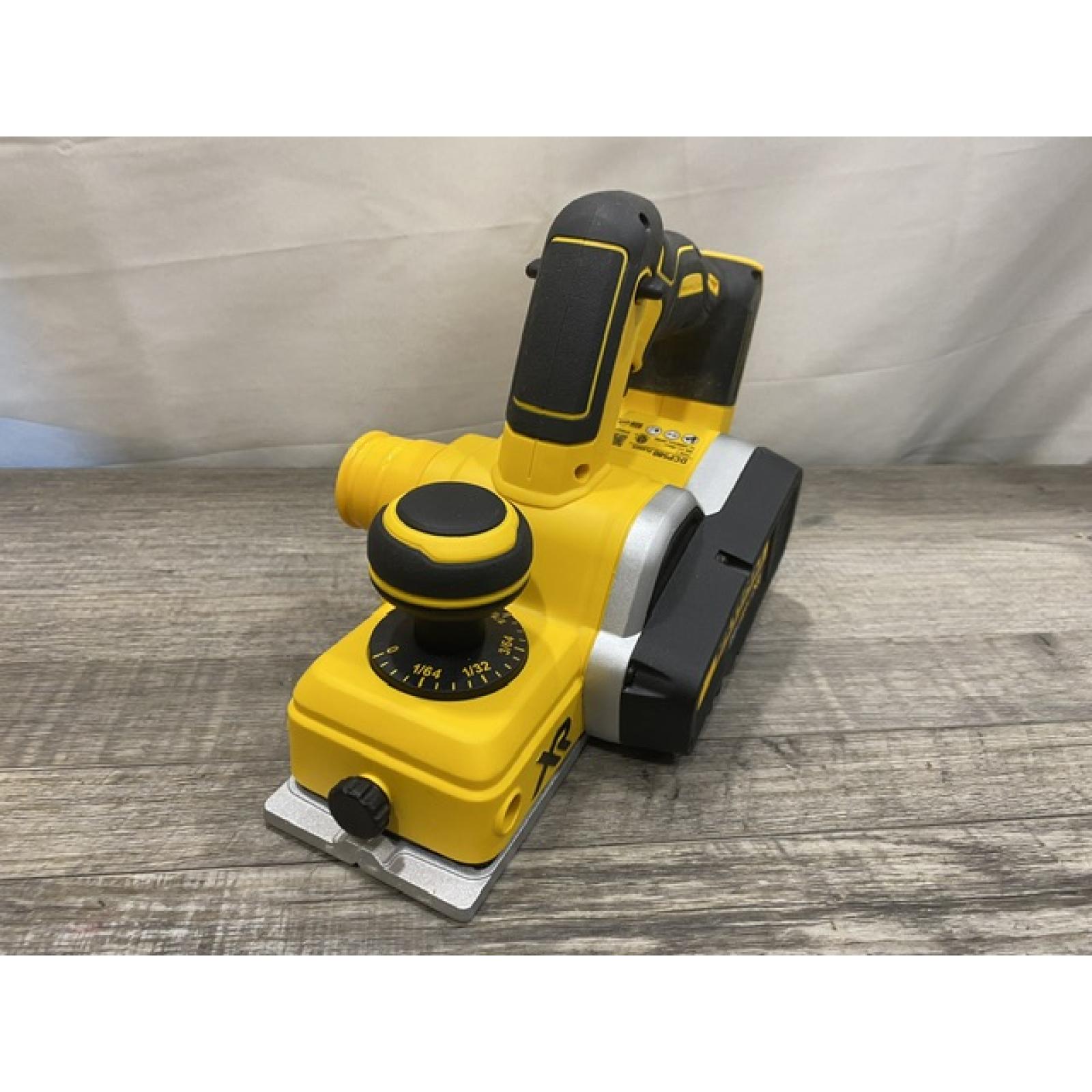 AS-IS DEWALT 20V MAX XR Cordless Brushless 3-1/4 in. Planer (Tool Only)