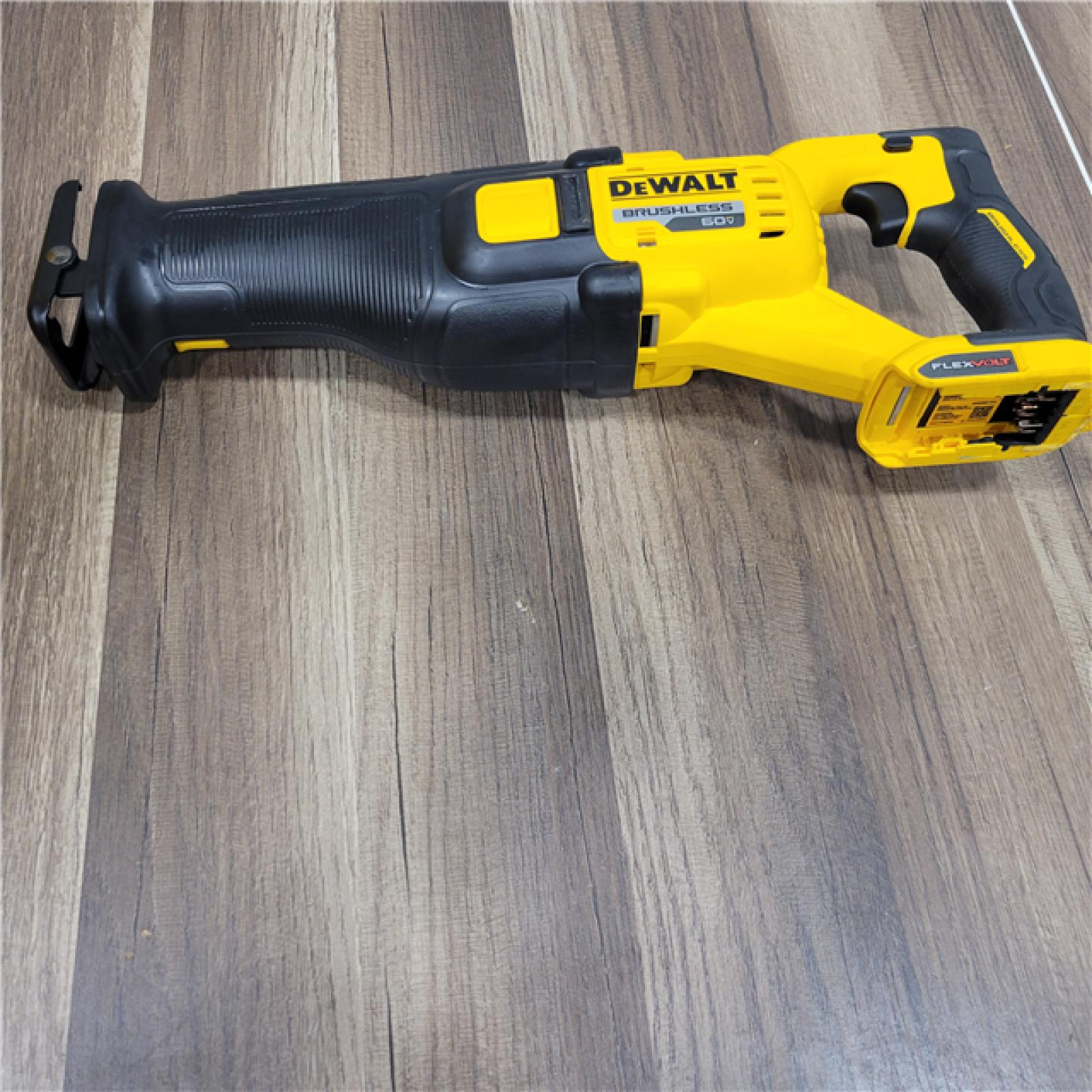 AS-IS DeWalt DCS389B FLEXVOLT 60V MAX Cordless Brushless Reciprocating Saw (Tool-Only)