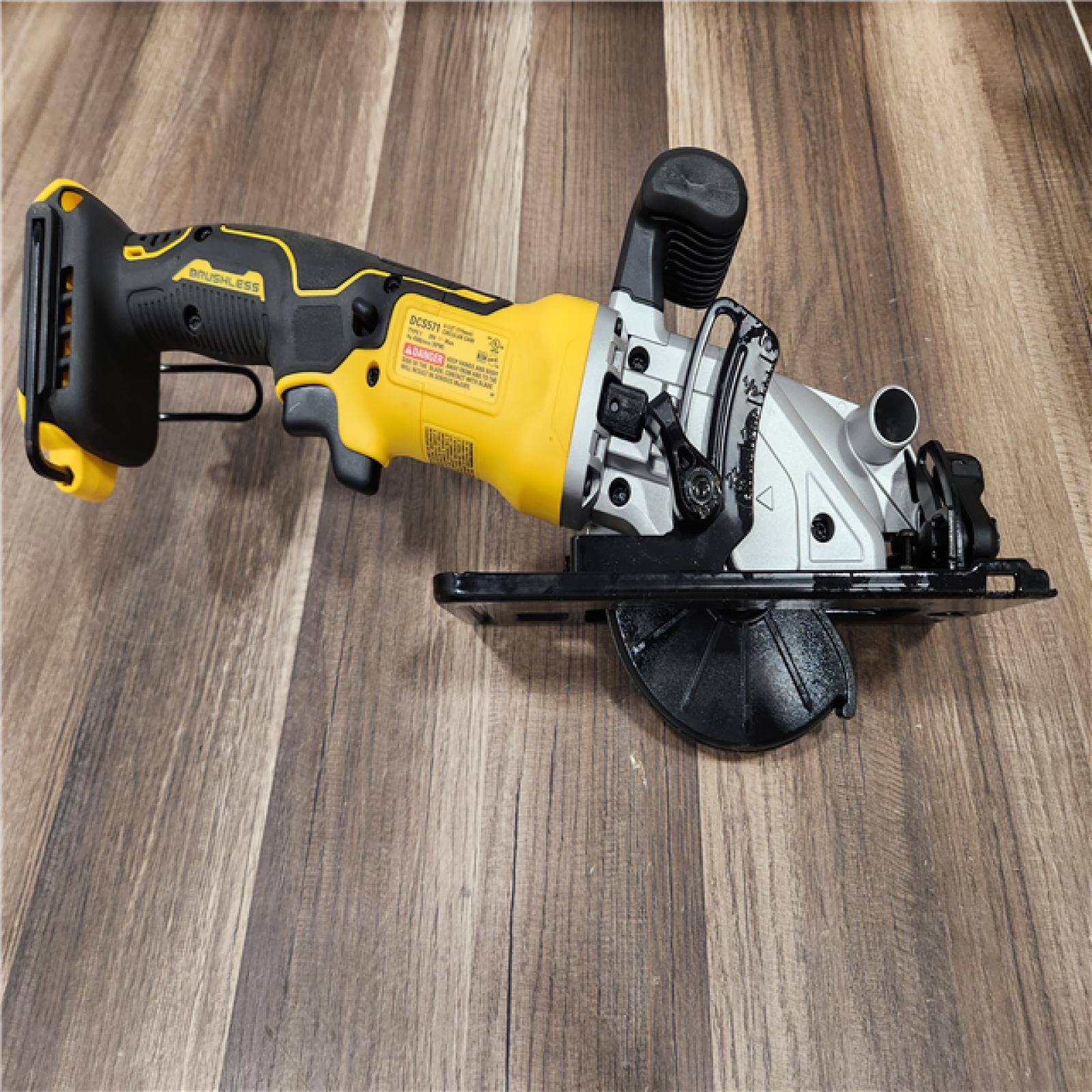 AS-IS - DEWALT ATOMIC 20V MAX Cordless Brushless 4-1/2 in. Circular Saw (Tool Only)