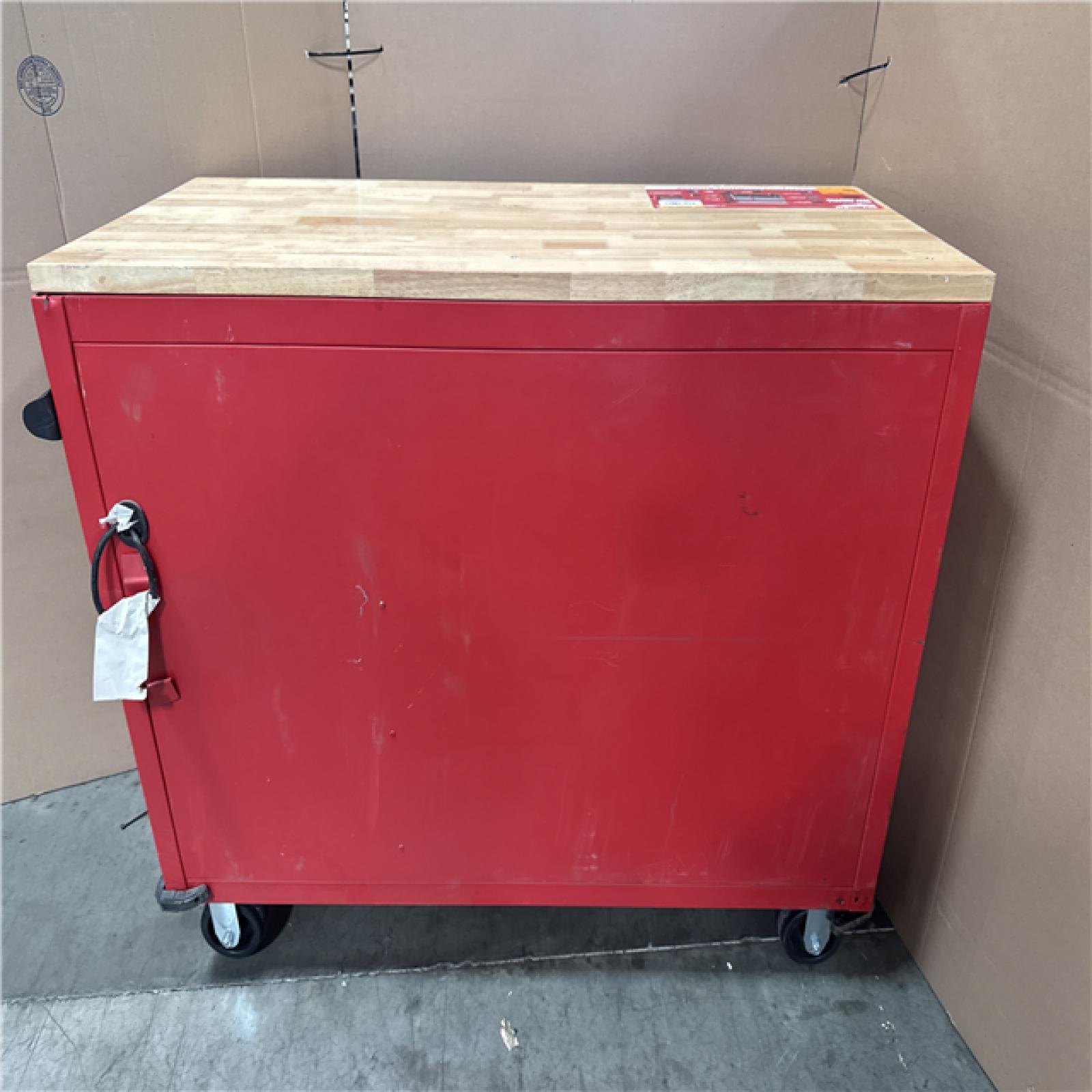 CALIFORNIA AS IS MILWAUKEE 12 DRAWER WORKBENCH (POPPED LOCK)