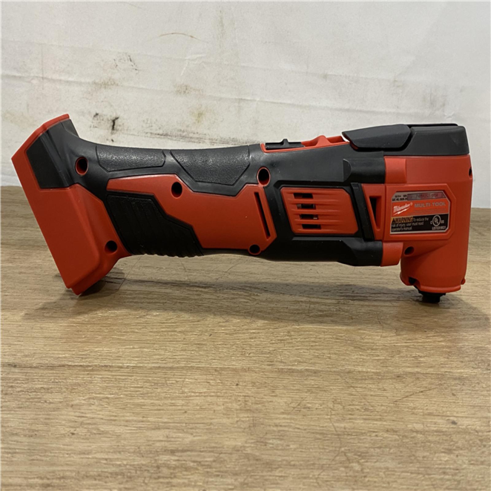 AS-IS Milwaukee 18V Lithium-Ion Cordless Oscillating Multi-Tool (Tool-Only)