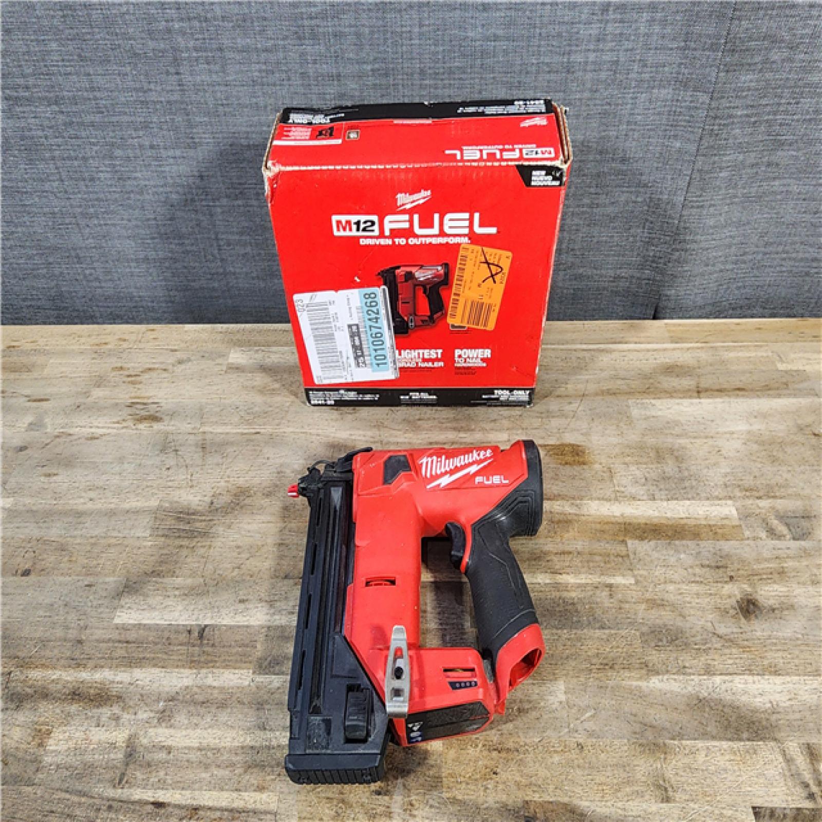 HOUSTON LOCATION - AS-IS M12 FUEL 12-Volt Lithium-Ion Brushless Cordless 18-Guage Compact Brad Nailer (Tool Only)