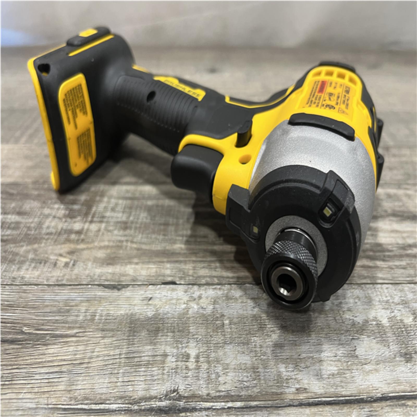 AS-IS DEWALT Atomic 20V Max Lithium-Ion Brushless Cordless Compact 1/4 in. Impact Driver Kit