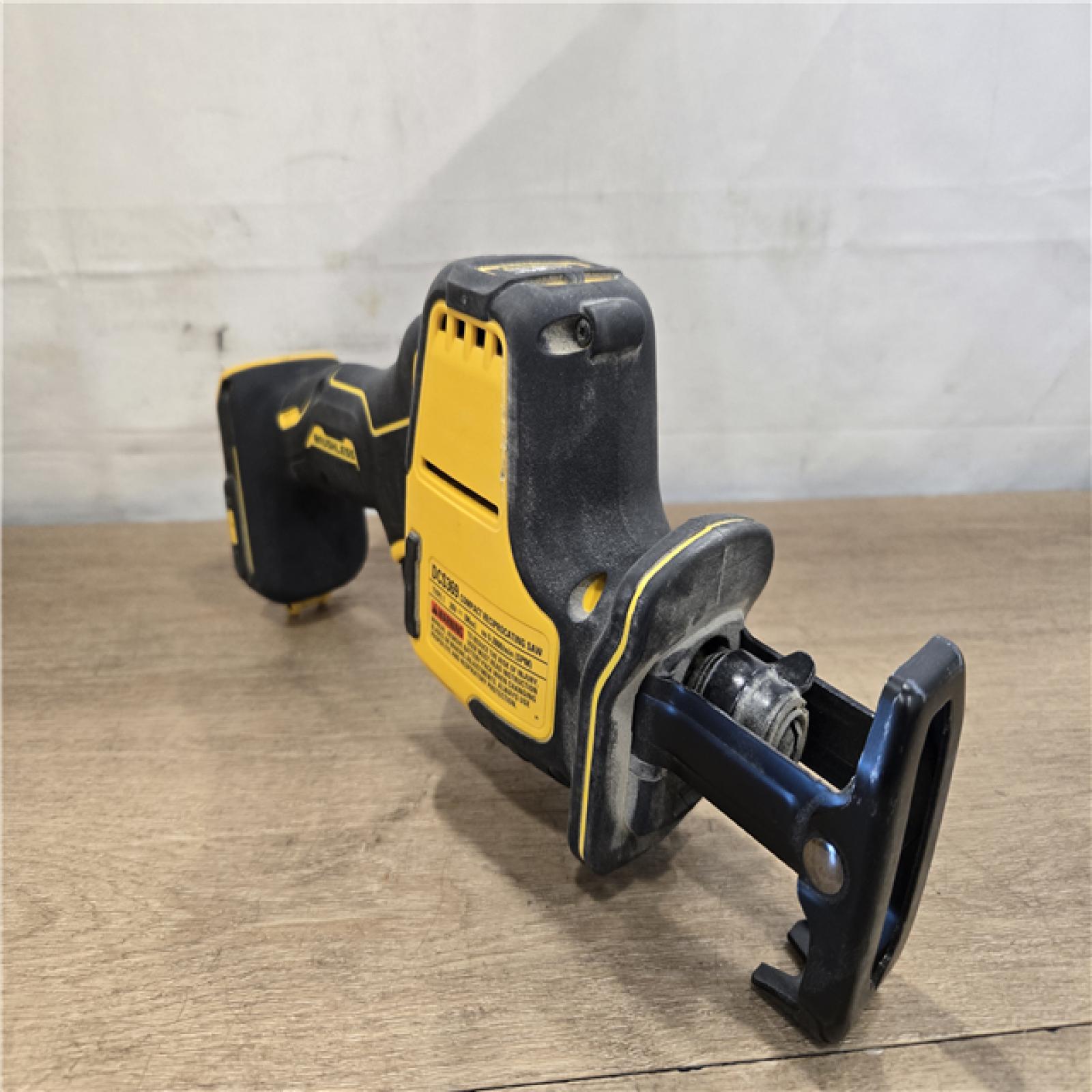 AS-IS DEWALT ATOMIC 20V MAX Cordless Compact Reciprocating Saw (Tool Only)