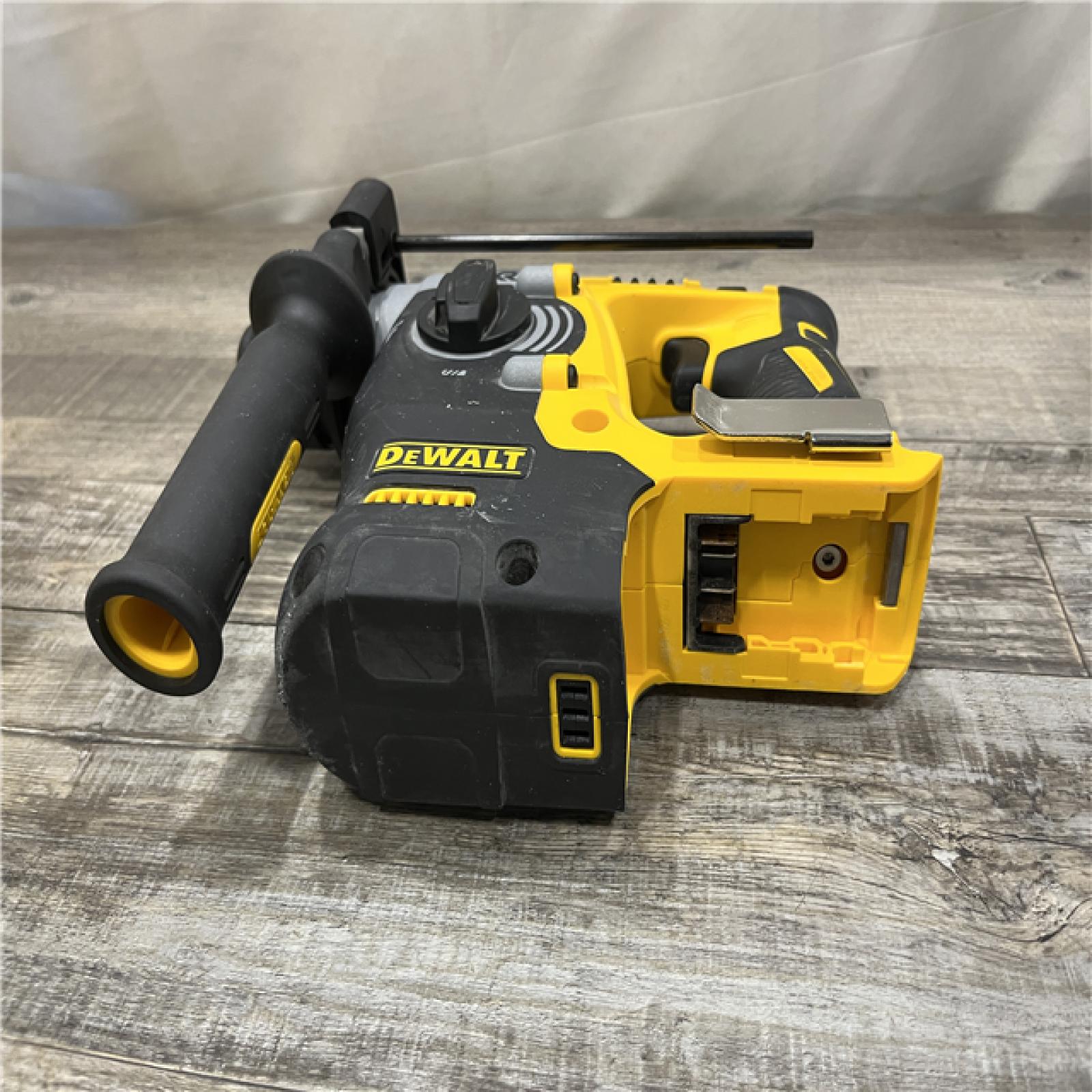 AS-IS DEWALT 20V MAX XR Cordless Brushless 1 in. SDS Plus L-Shape Rotary Hammer (Tool Only)
