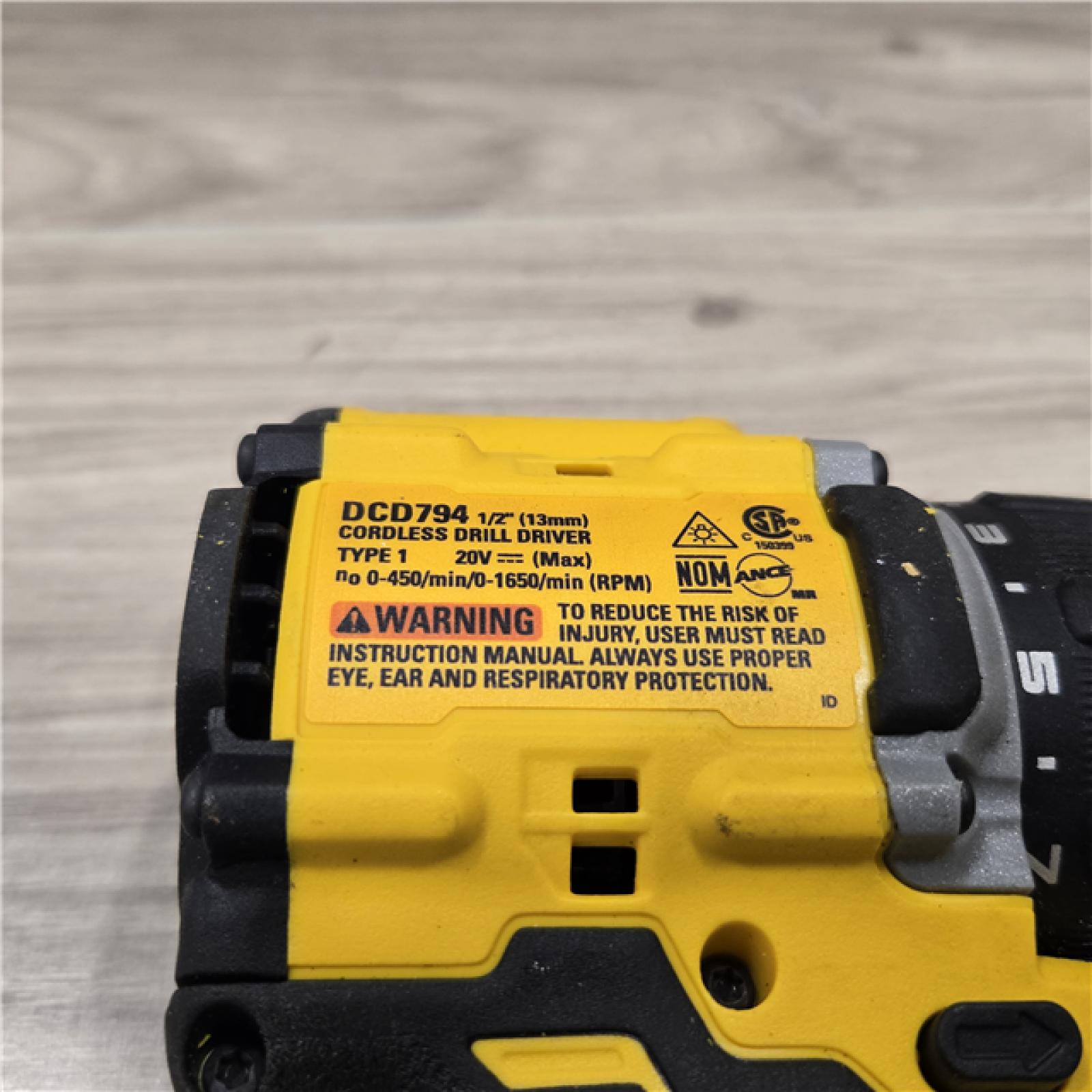 AS-IS DeWalt 20V MAX ATOMIC Cordless Drill/Driver Tool Only