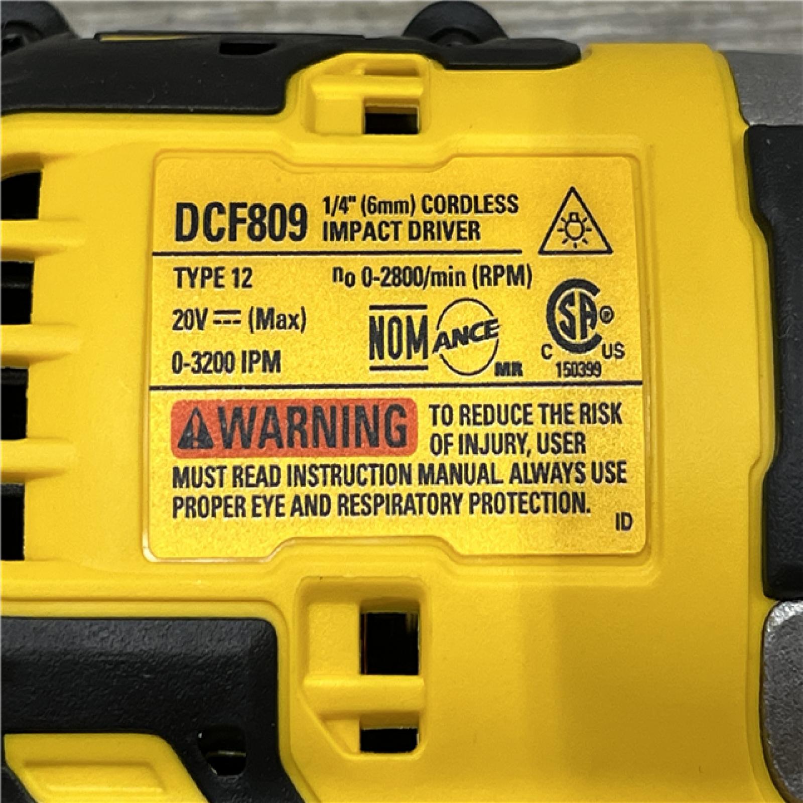 AS-IS DEWALT ATOMIC 20-Volt MAX Lithium-Ion Cordless Combo Kit