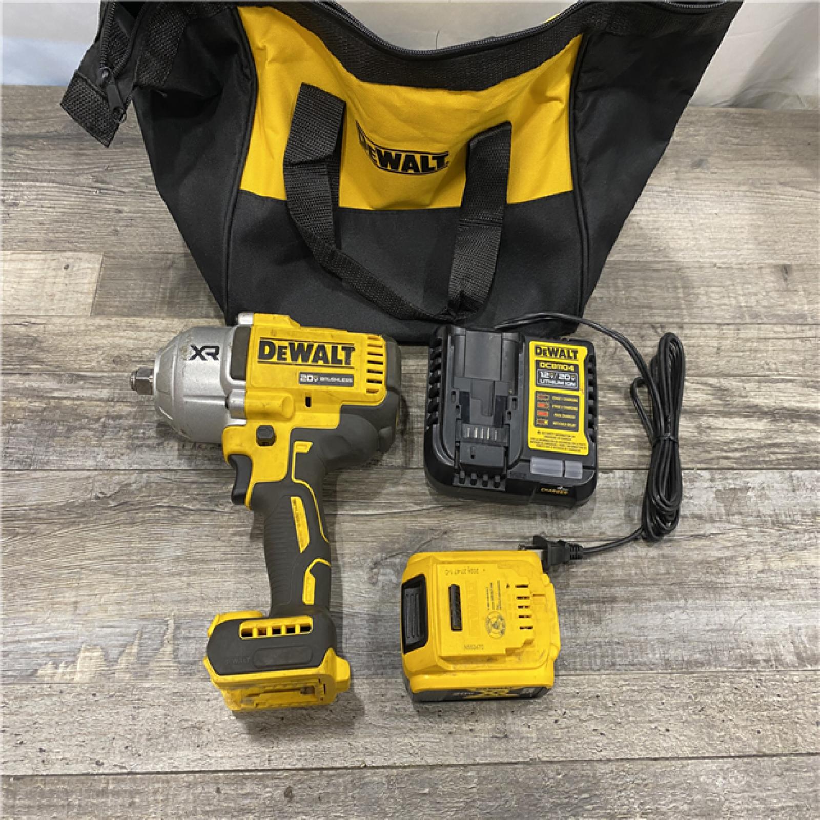 AS-IS DEWALT 20V MAX Lithium-Ion Cordless 1/2 in. Impact Wrench Kit