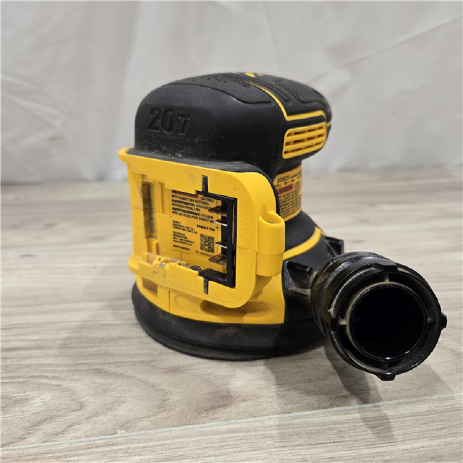 AS-IS DEWALT 20V MAX XR Cordless Random Orbital Sander (Tool Only)