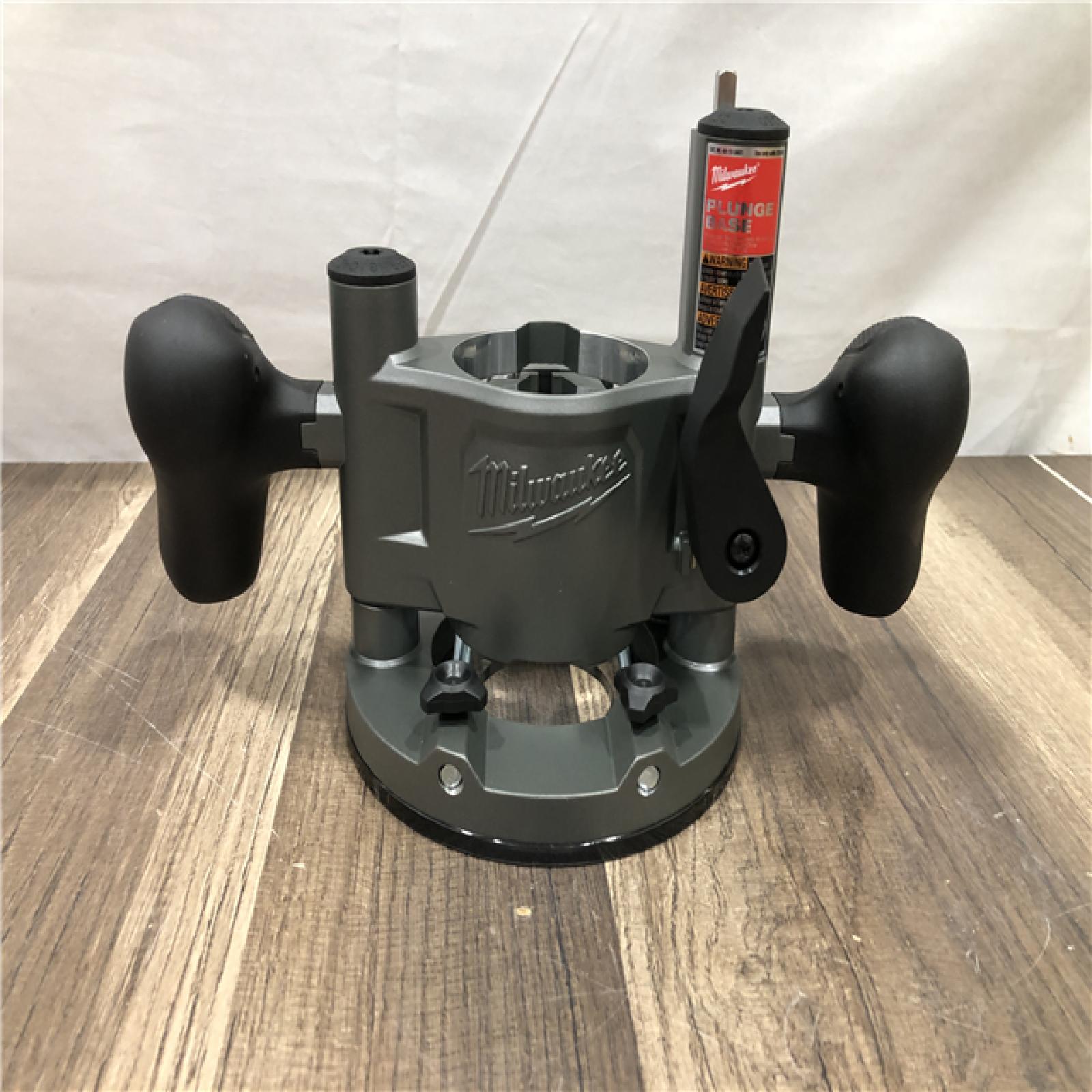 AS-IS Milwaukee Compact Router Plunge Base