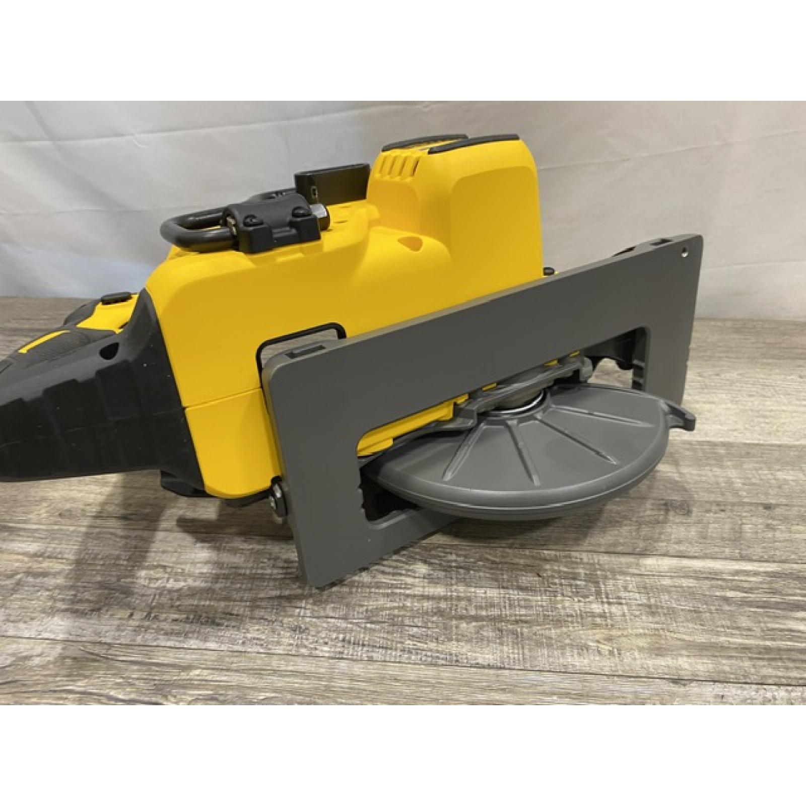 AS-IS DEWALT FLEXVOLT 60V MAX Cordless Brushless 7-1/4 in. Wormdrive Style Circular Saw (Tool Only)