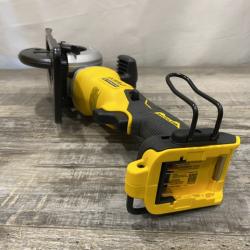 AS-IS DEWALT ATOMIC 20V MAX Cordless Brushless 4-1/2 in. Circular Saw (Tool Only)