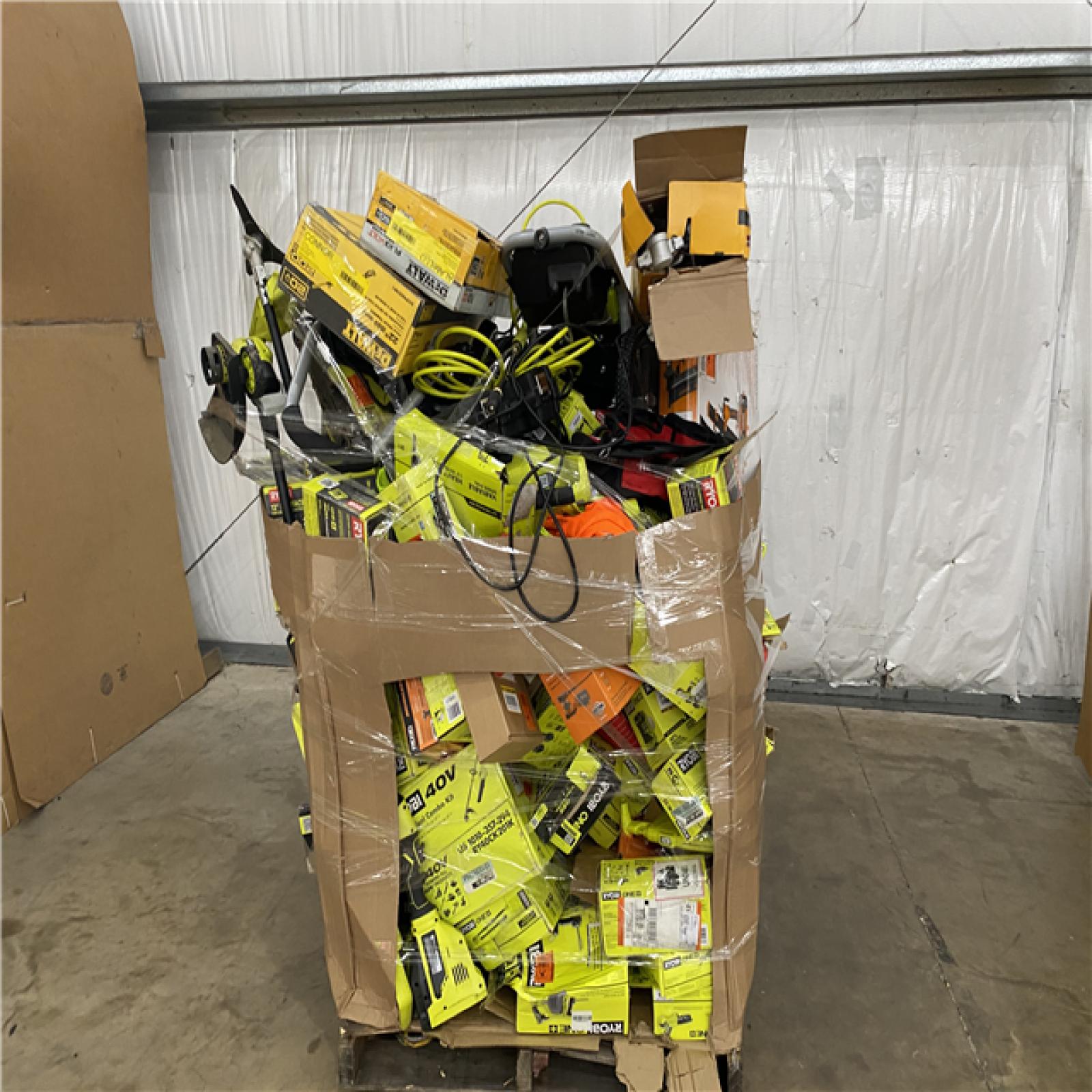 Houston Location AS IS - Tool Pallet