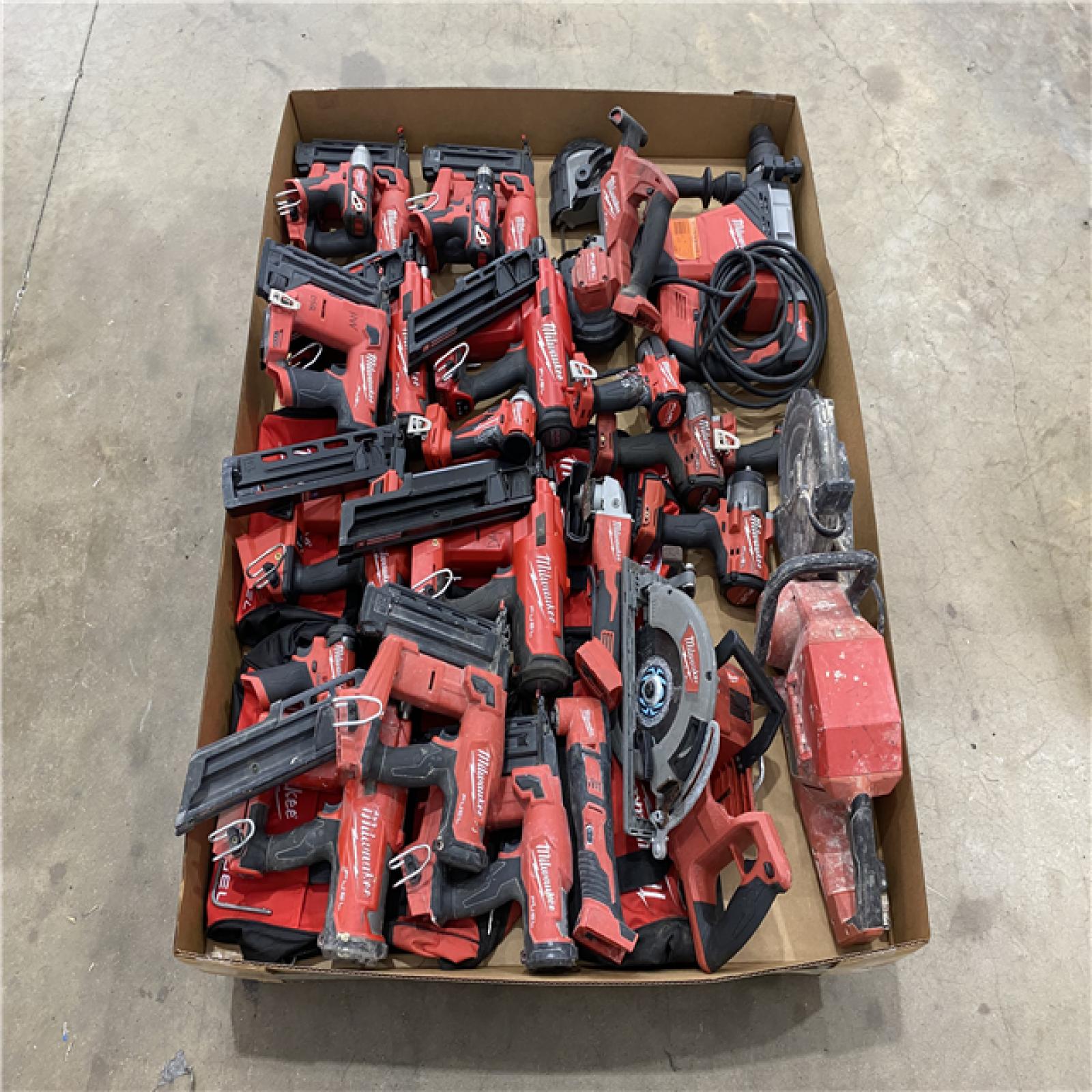 Houston Location AS IS - Tool Pallet
