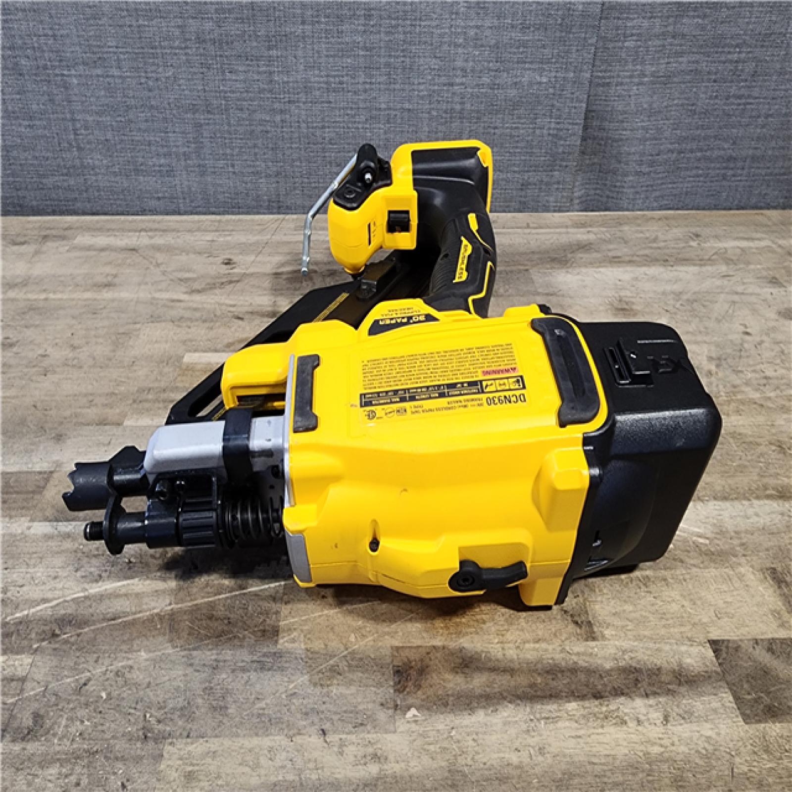 HOUSTON LOCATION - AS-IS DEWALT 20V 30 Degree Cordless Framing Nailer (Tool-Only)