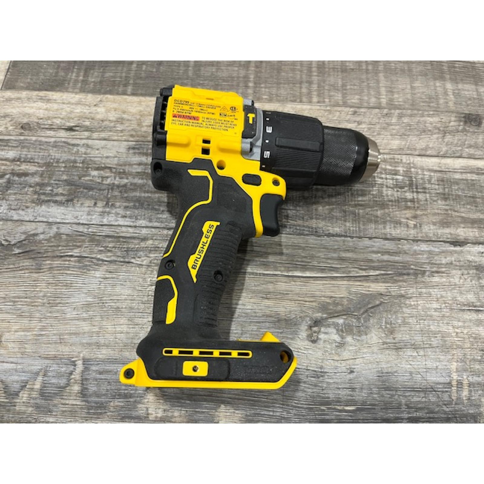 AS-IS DEWALT ATOMIC 20V Lithium-Ion Cordless 1/2 in. Hammer Drill Kit