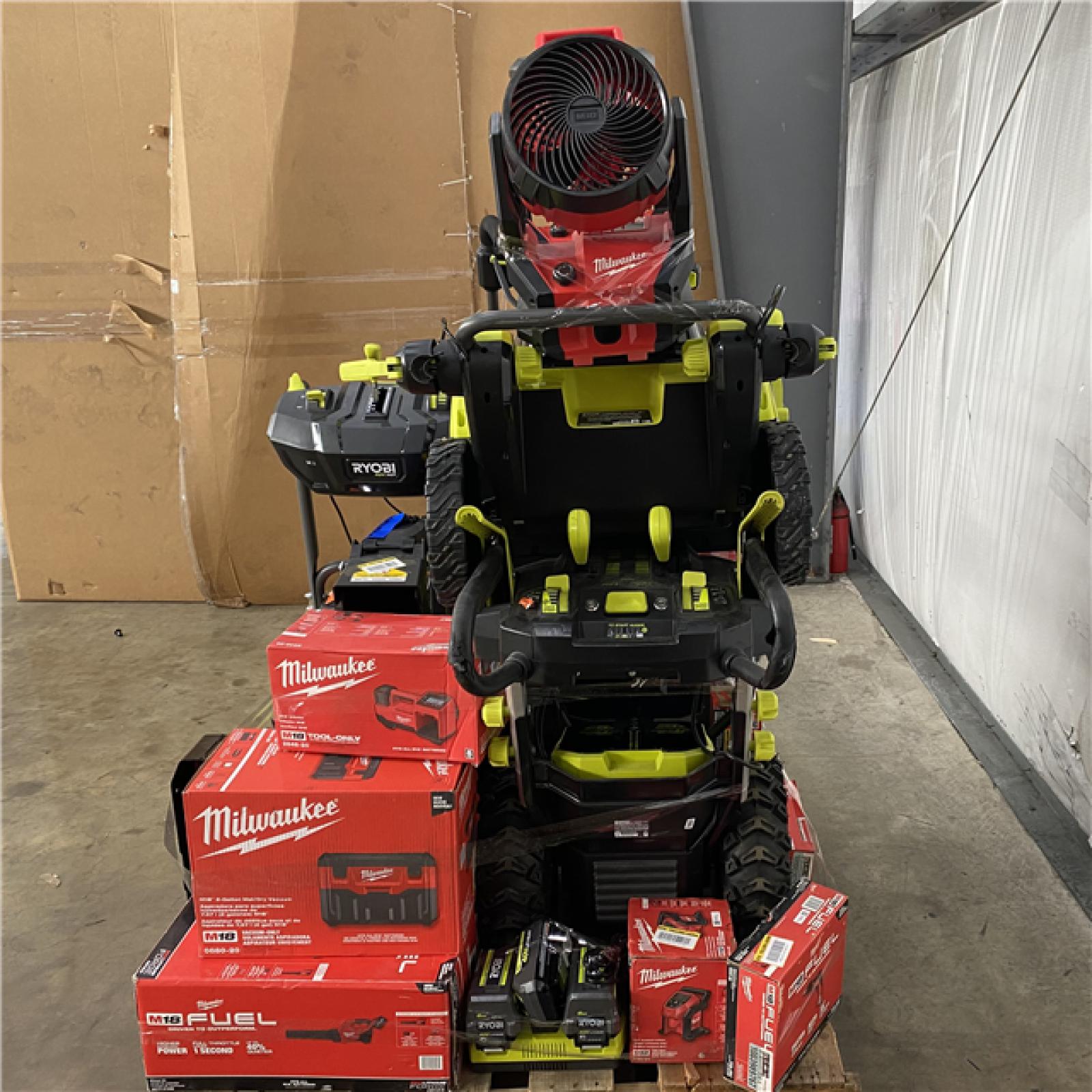 Houston Location AS IS - Tool Pallet