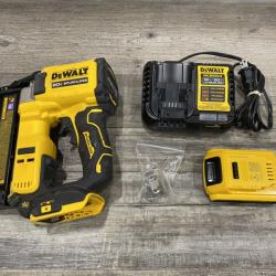 AS-IS DEWALT ATOMIC 20V MAX Lithium Ion Cordless 23 Gauge Pin Nailer Kit