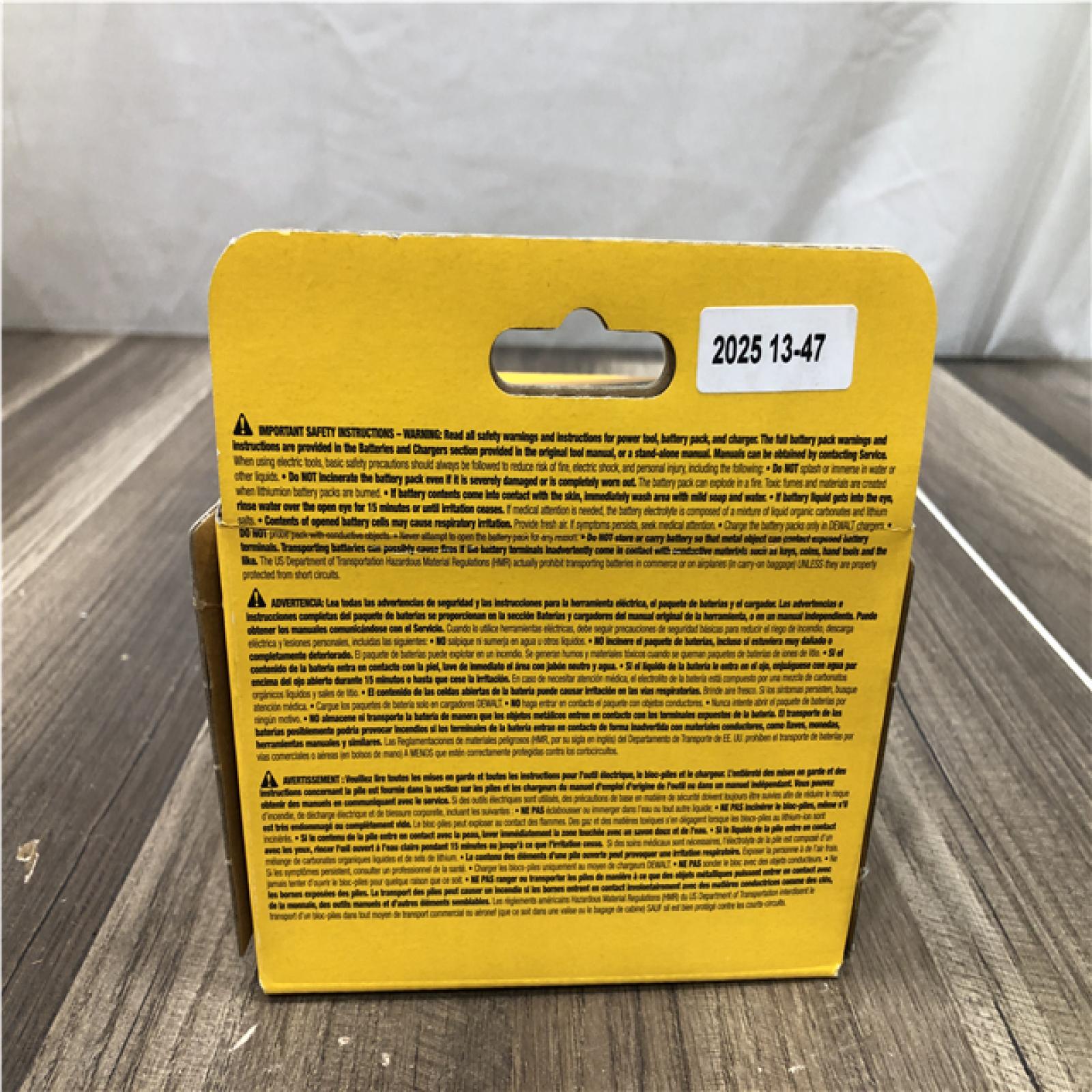 NEW - DEWALT 20V MAX XR POWER-Pack Lithium-Ion 8.0Ah Battery