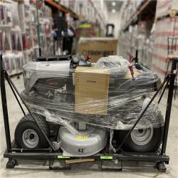 DALLAS LOCATION - MURRAY MT100 42UIN 13.5HP 500CC E1350 SPEED MANUAL GAS LAWN TRACTOR