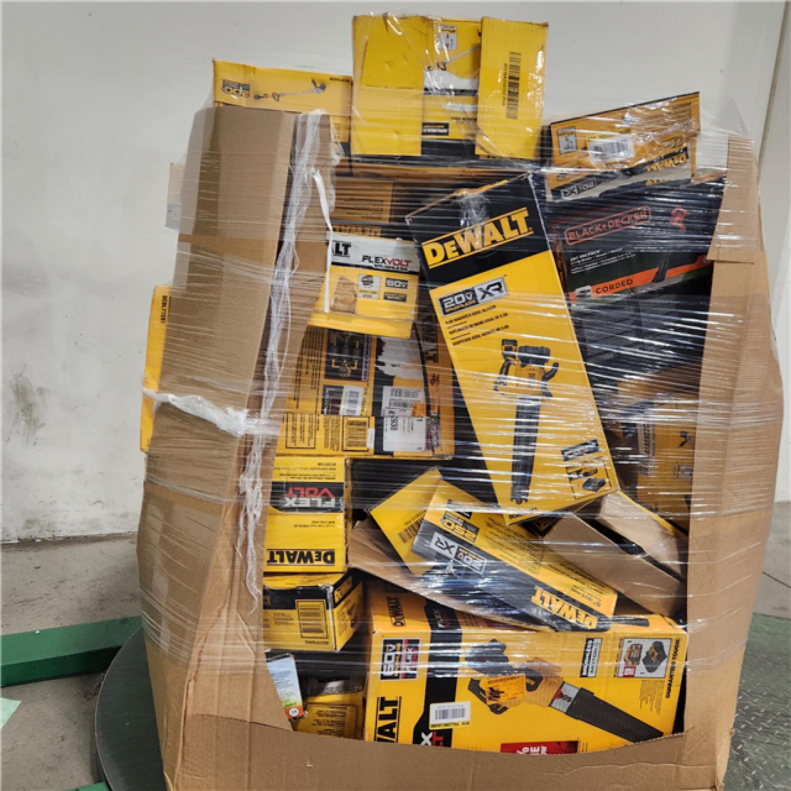 Dallas Location - As-Is DEWALT Tool Pallet