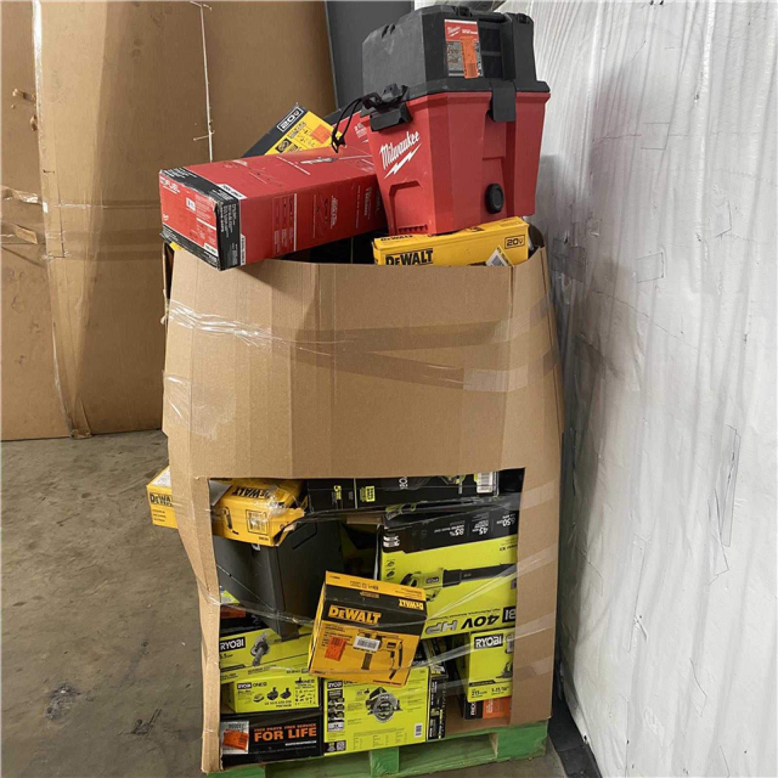 Houston Location AS IS - Tool Pallet