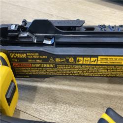 AS-IS DEWALT 20V MAX XR Lithium-Ion Cordless 2-1/2 in. 15-Gauge Finish Nailer Kit