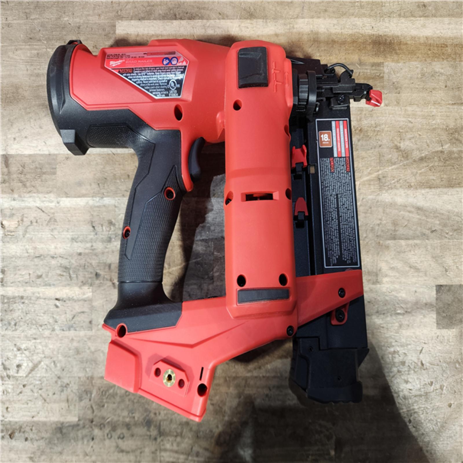 HOUSTON LOCATION - AS-IS (APPEARS LIKE NEW) Milwaukee FUEL 18-Volt Lithium-Ion Brushless Cordless Gen II 18-Gauge Brad Nailer (Tool-Only)