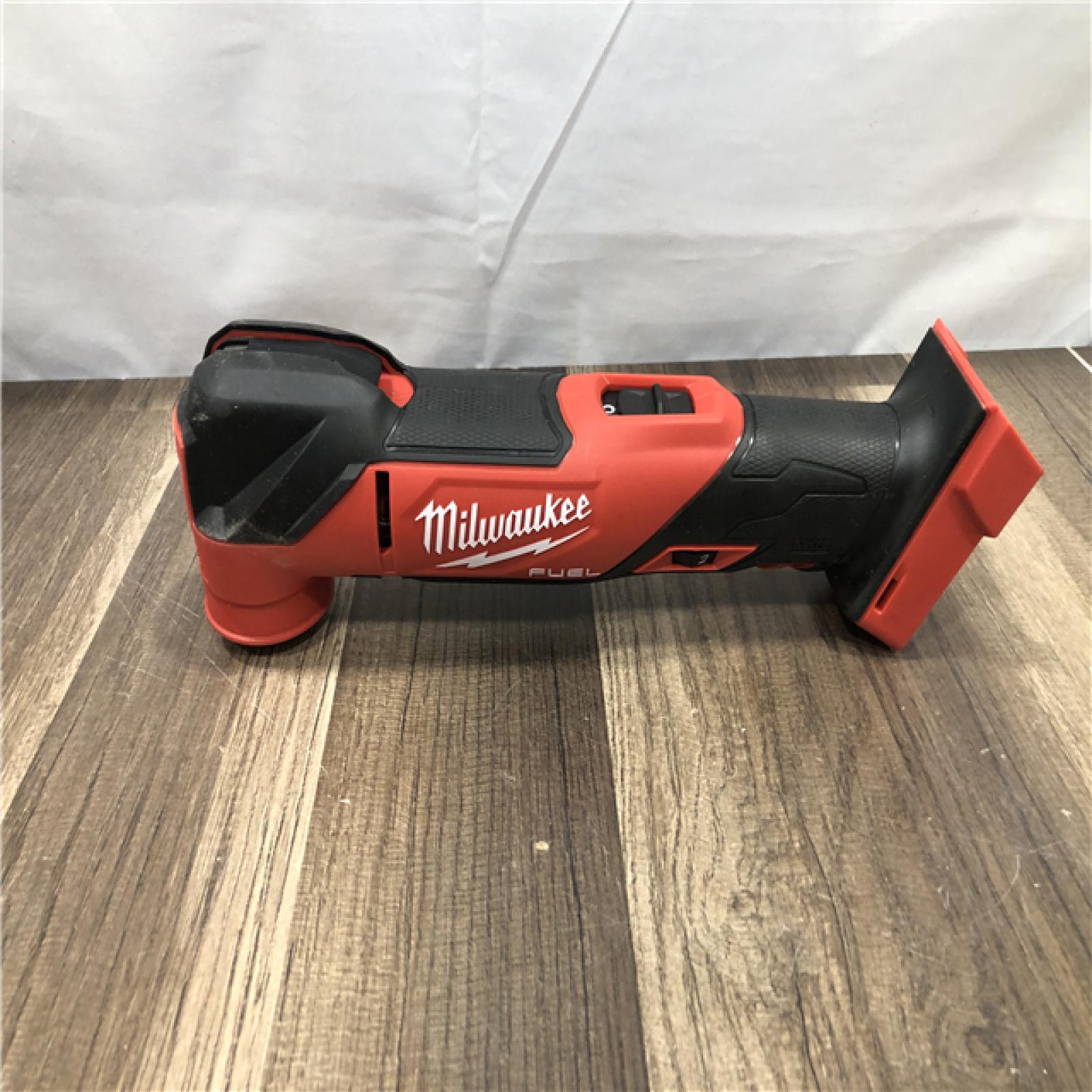 AS-IS Milwaukee FUEL 18V Lithium-Ion Cordless Brushless Oscillating Multi-Tool (Tool-Only)