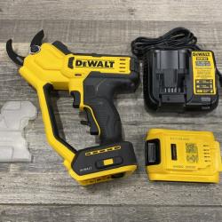 AS-IS DEWALT 20V MAX Cordless Battery Powered Pruner Kit