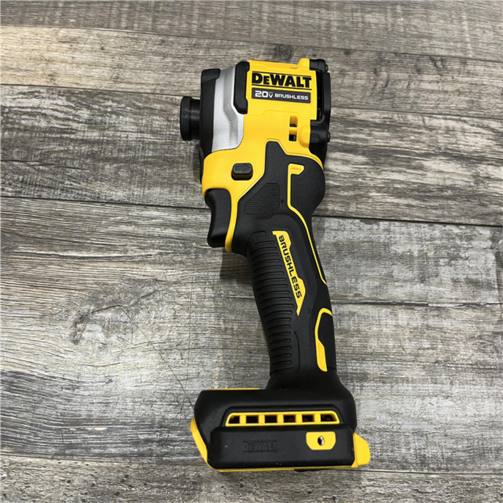 AS-IS DEWALT ATOMIC 20V MAX Lithium-Ion Cordless 1/4 in. Brushless Impact Driver Kit