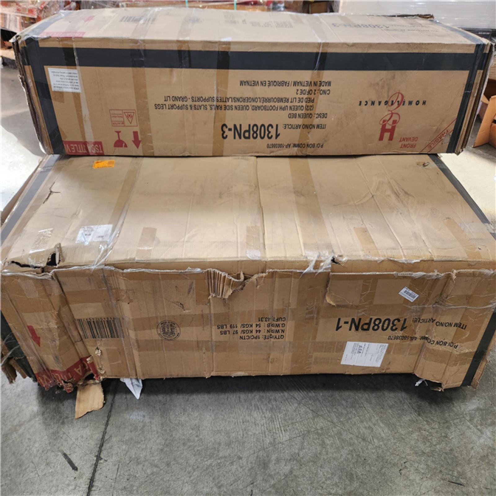 Phoenix NEW Lazzara Cheswold Pink Wood Frame Queen Chenille Upholstered Panel Bed