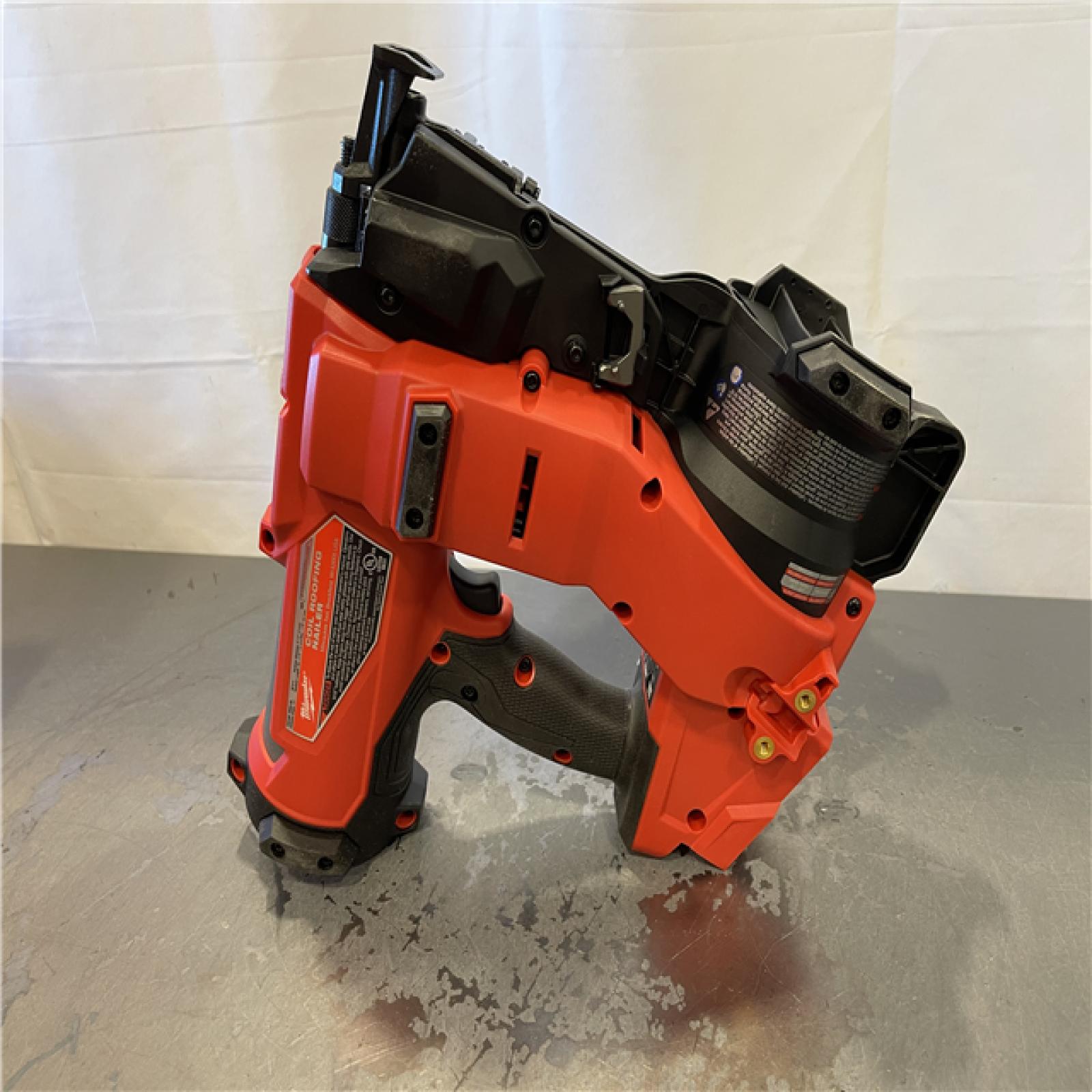 AS-IS - Milwaukee M18 FUEL 18-Volt Lithium-Ion Brushless Cordless Coil Roofing Nailer