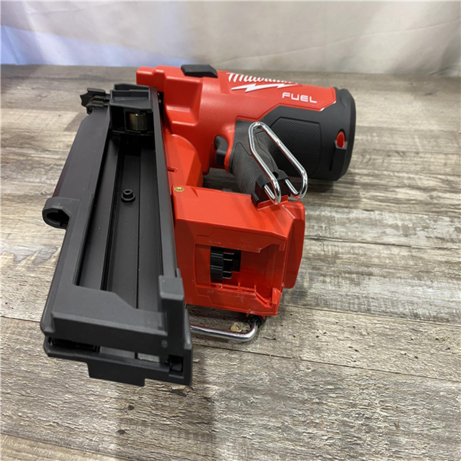 AS-IS Milwaukee FUEL 3-1/2 in. 18-Volt 21-Degree Lithium-Ion Brushless Cordless Framing Nailer (Tool-Only)