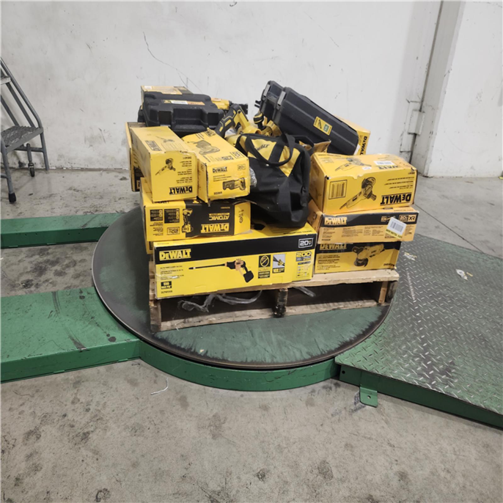 Dallas Location - As-Is DEWALT Tool Pallet