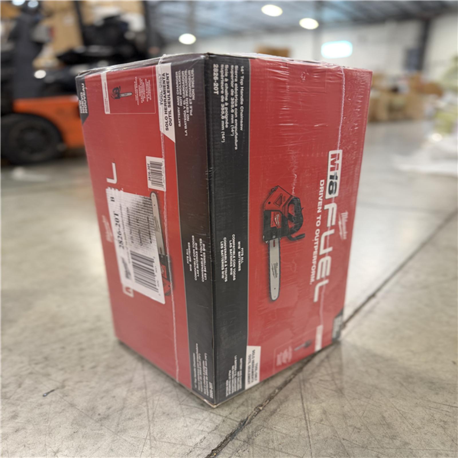 NEW!- Milwaukee M18 FUEL 14 in. 18V Lithium-Ion Brushless Cordless Battery Top Handle Chainsaw (Tool Only)