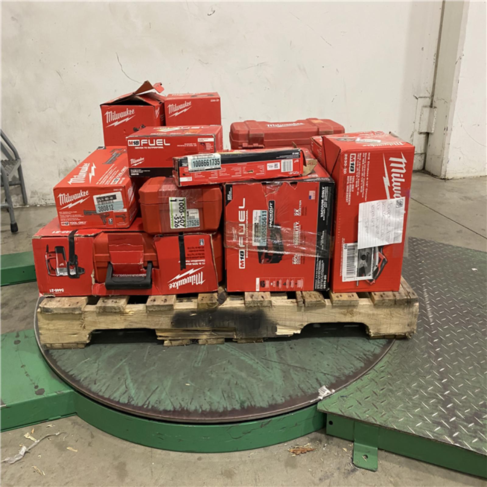 Dallas Location - As-Is MILWAUKEE Tool Pallet