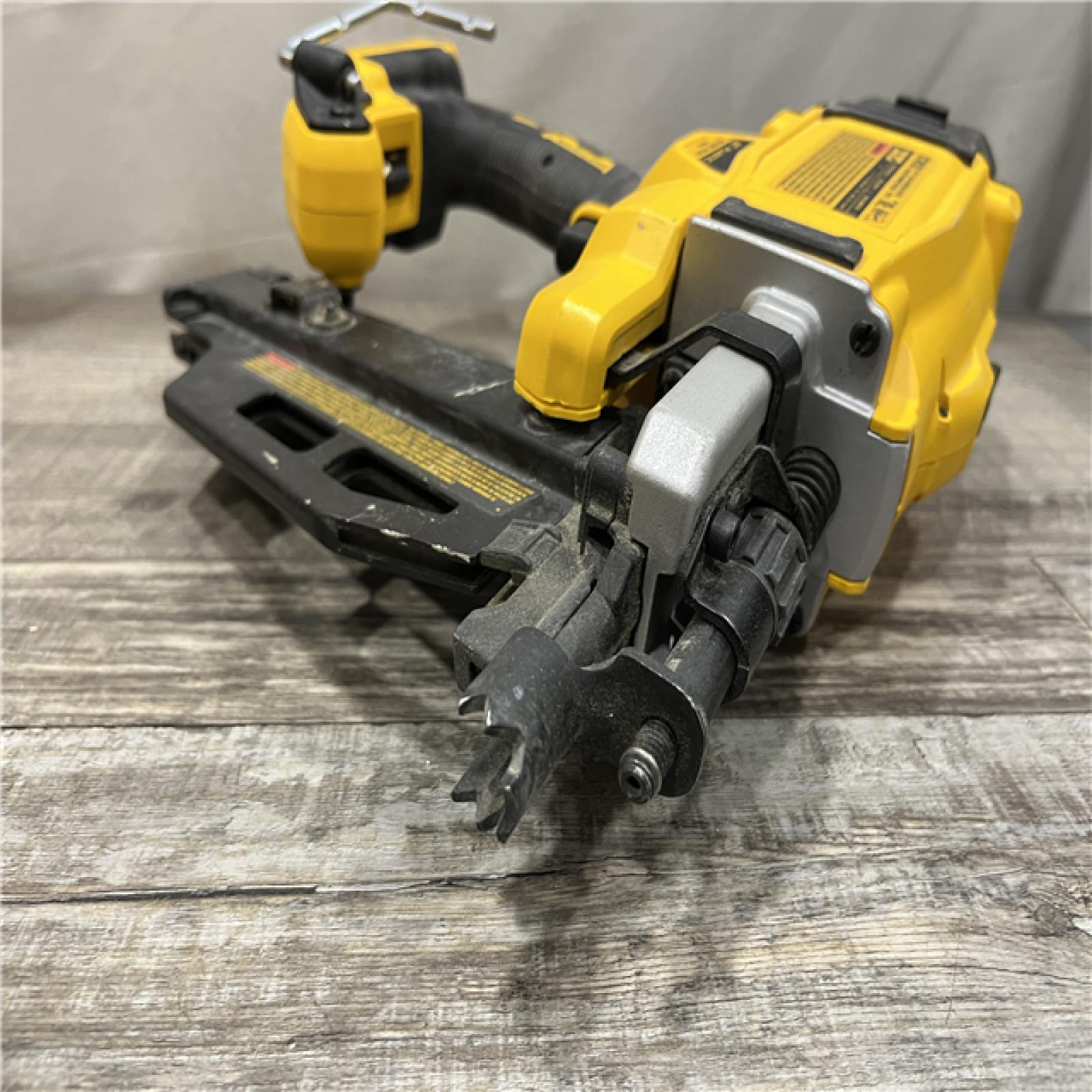 AS-IS DEWALT 20-Volt 21° Cordless Framing Nailer (Tool-Only)