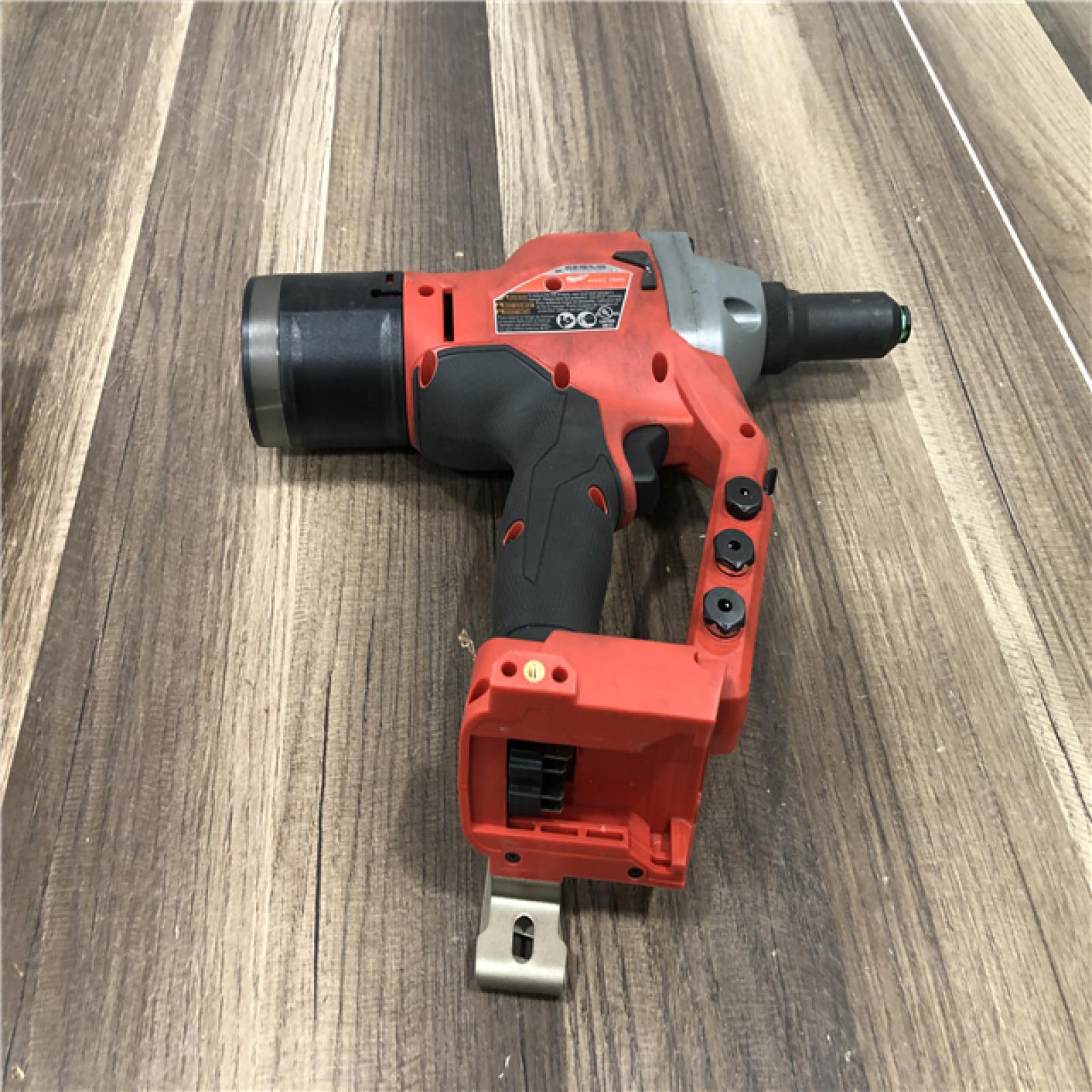AS-IS Milwaukee M18 FUEL ONE-KEY 18-Volt Lithium-Ion Cordless Rivet Tool (Tool-Only)