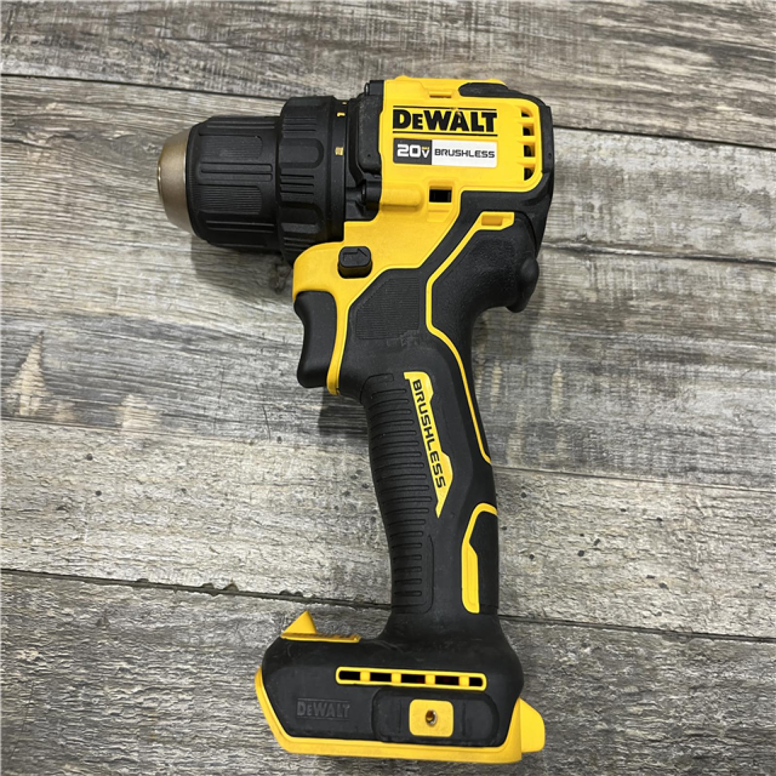 AS-IS DEWALT 20V MAX Compact Brushless Cordless 1/2-in Drill/Driver Kit