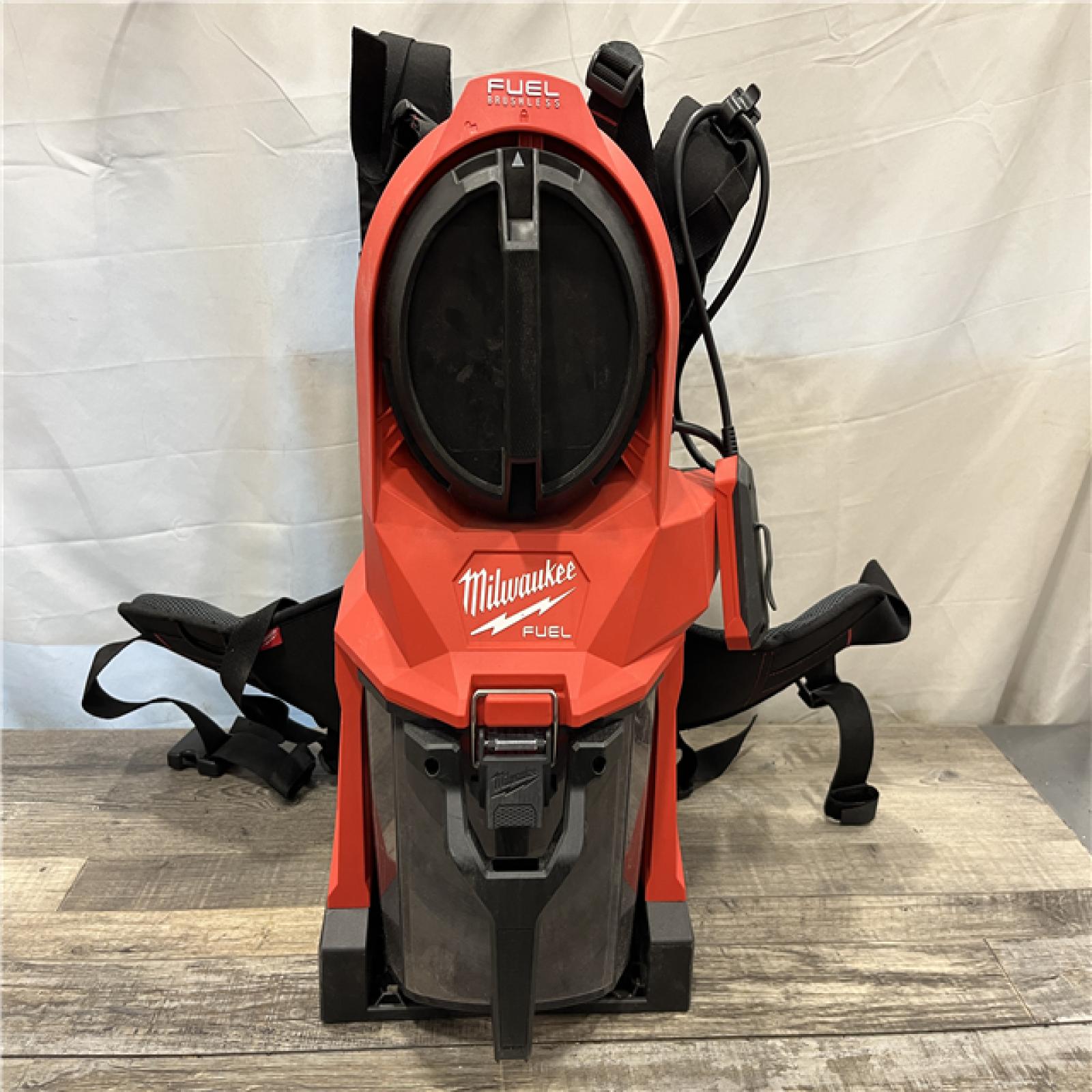 AS-IS MWK0895-20 M18 Fuel 3-in-1 Backpack