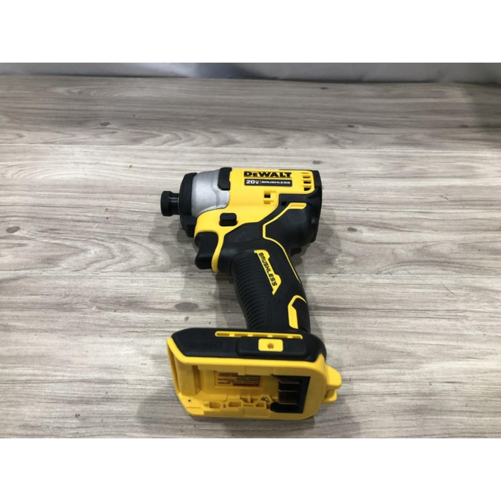 AS-IS DeWALT ATOMIC 20V MAX Cordless Compact Impact Driver Kit