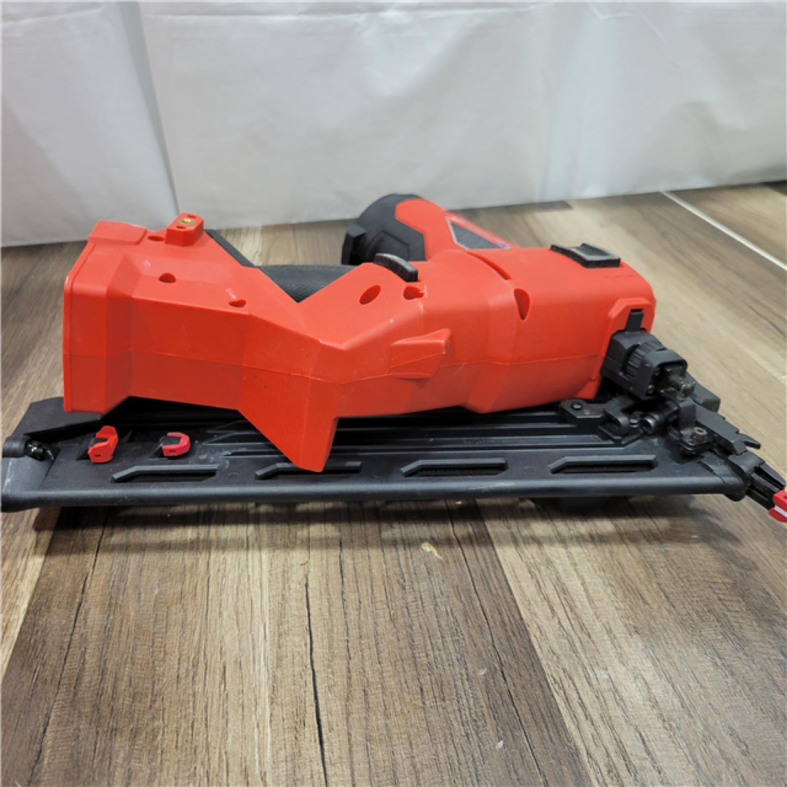 AS-IS Milwaukee 2839-20 M18 FUEL 15 Ga. 18 Volt Brushless Angled Finish Nailer