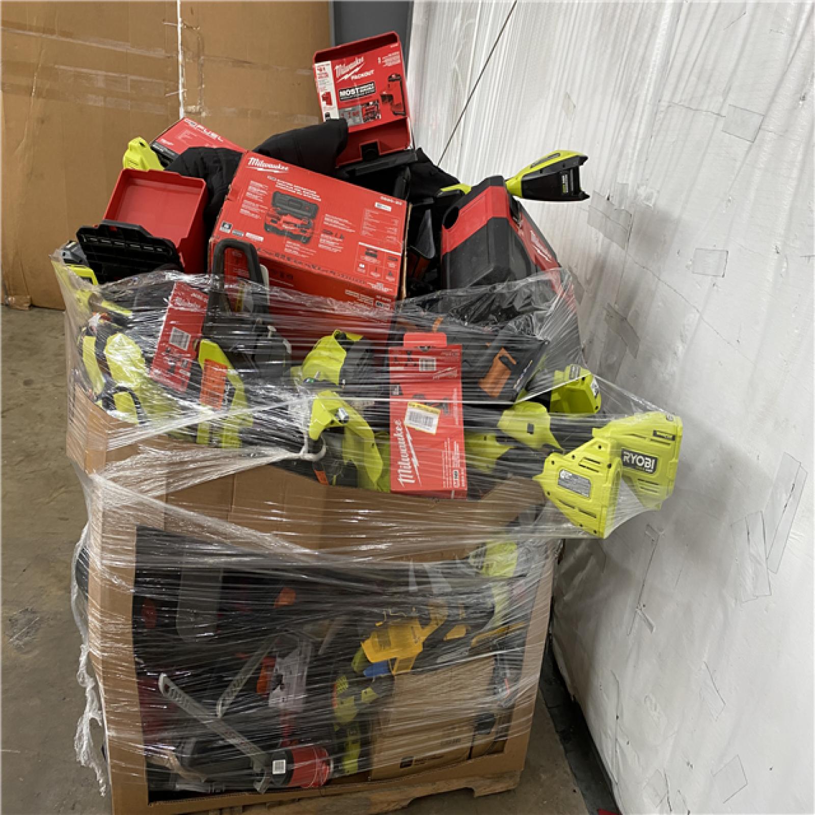 Houston Location AS IS - Tool Pallet