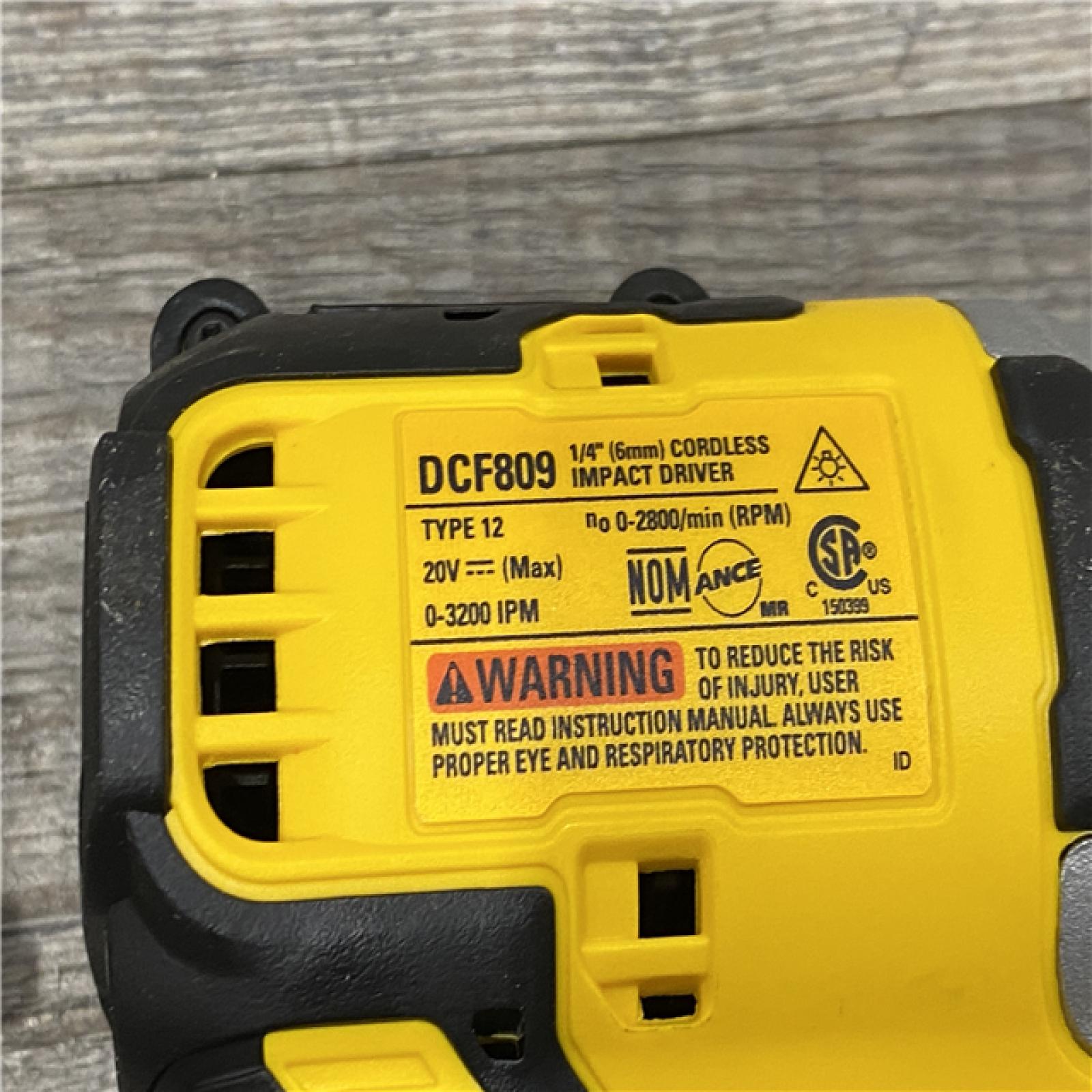 AS-IS DEWALT ATOMIC 20-Volt MAX Lithium-Ion Cordless (2-Tool) Combo Kit