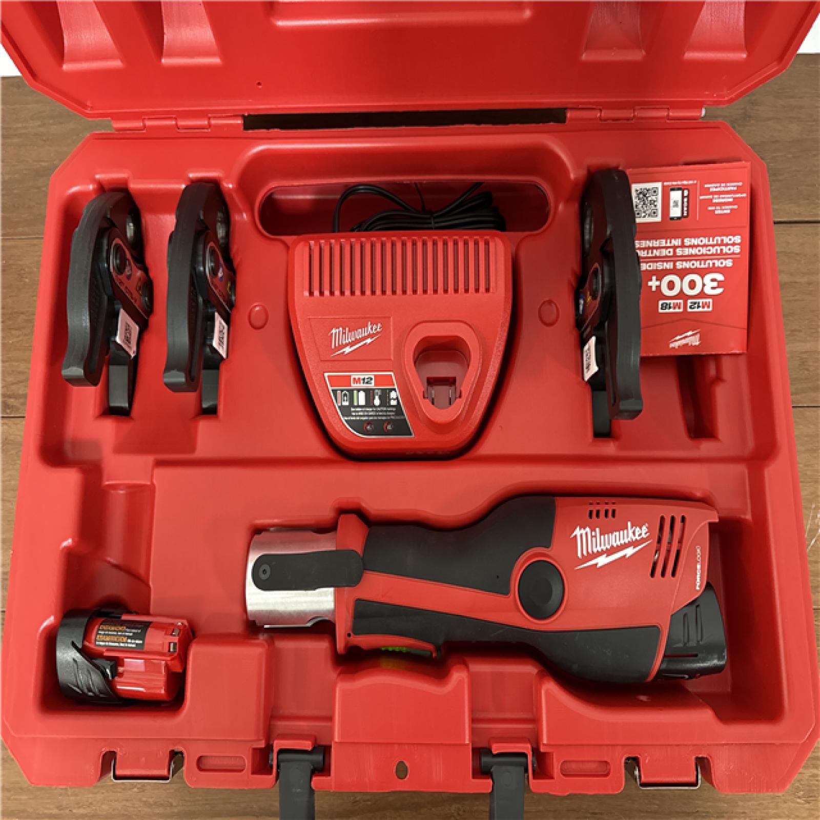 California NEW Milwaukee M12 Force Logic Press Tool Kit 1/2-1 Kit  Includes (2) Batteries  Charger & Hard Case